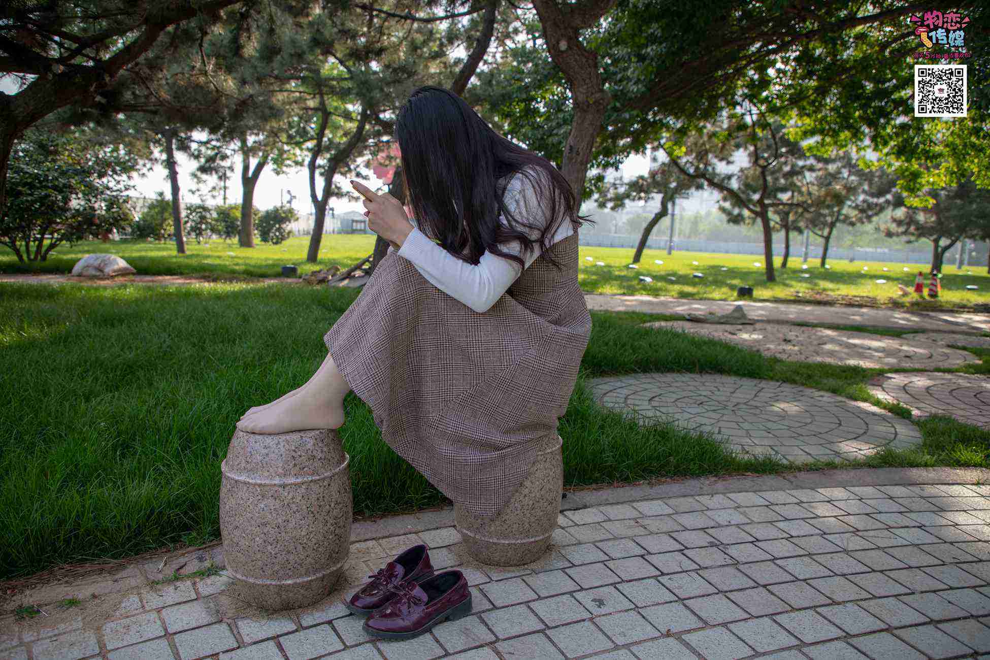 图片[103]-[物恋传媒] NO.015 书香气质女生，肉丝搭配白棉袜 [192P] – 速更版-美库