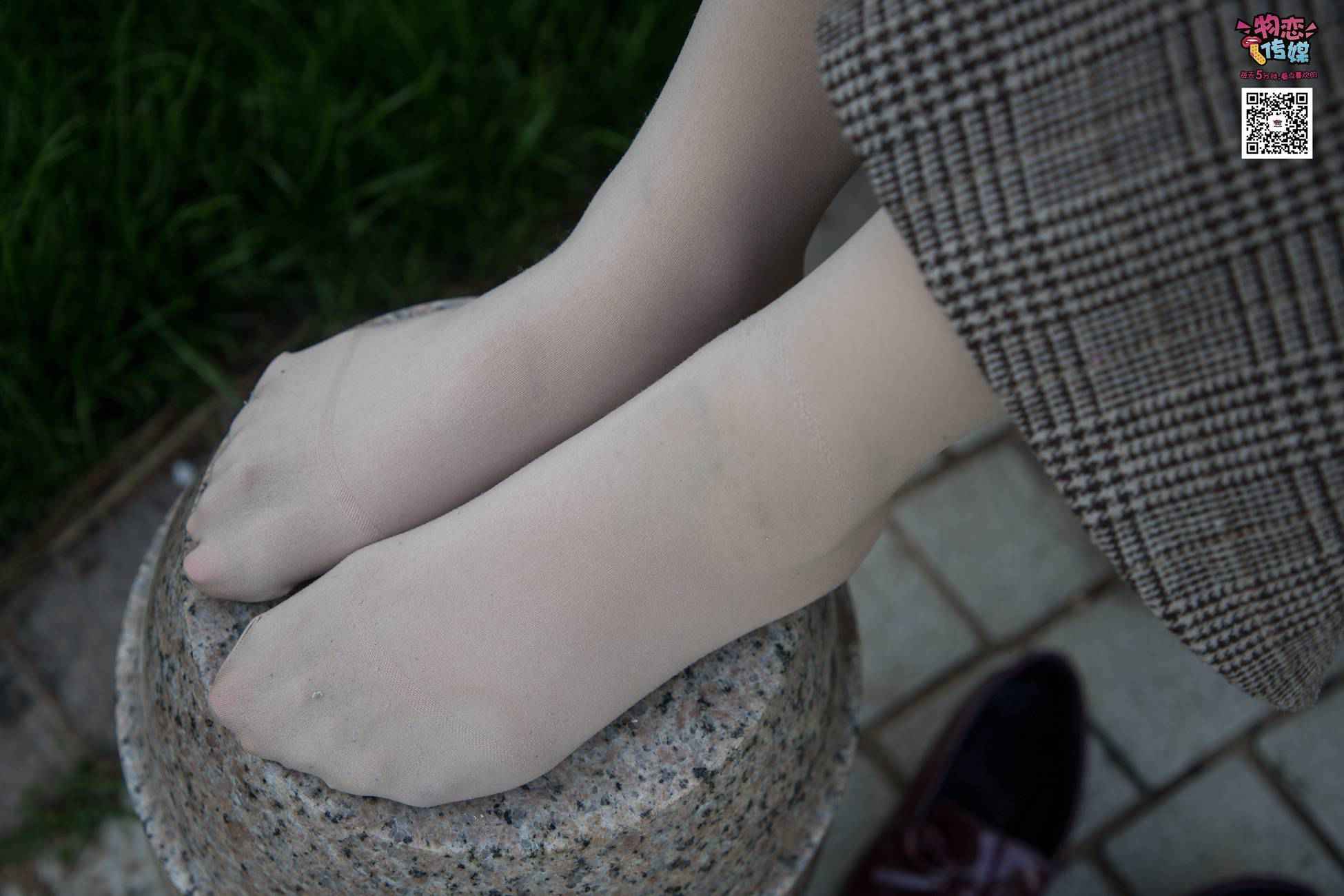 图片[104]-[物恋传媒] NO.015 书香气质女生，肉丝搭配白棉袜 [192P] – 速更版-美库