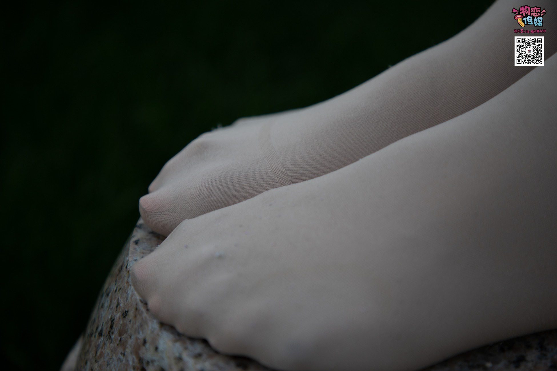 图片[105]-[物恋传媒] NO.015 书香气质女生，肉丝搭配白棉袜 [192P] – 速更版-美库