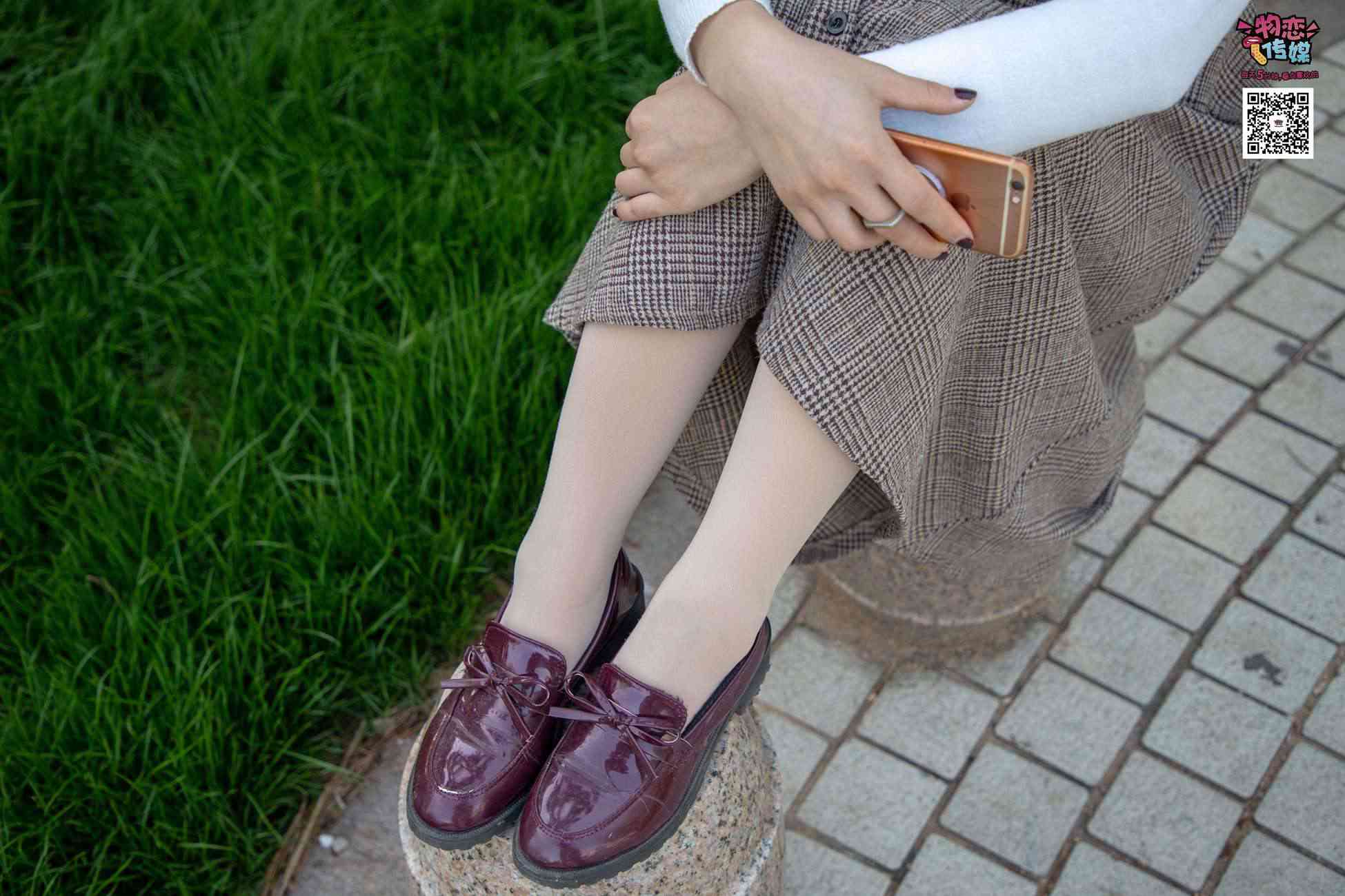 图片[126]-[物恋传媒] NO.015 书香气质女生，肉丝搭配白棉袜 [192P] – 速更版-美库