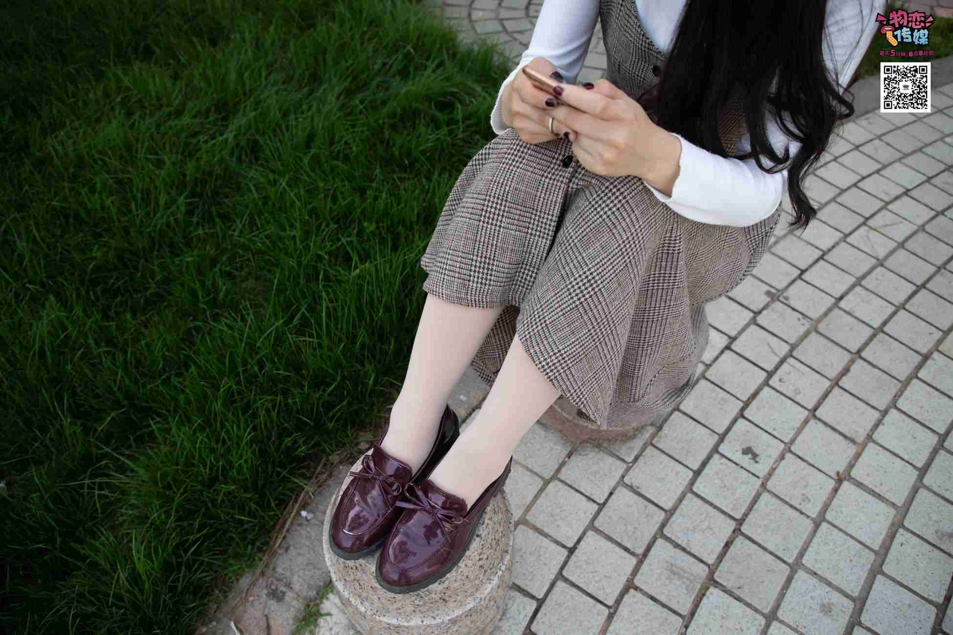 图片[137]-[物恋传媒] NO.015 书香气质女生，肉丝搭配白棉袜 [192P] – 速更版-美库