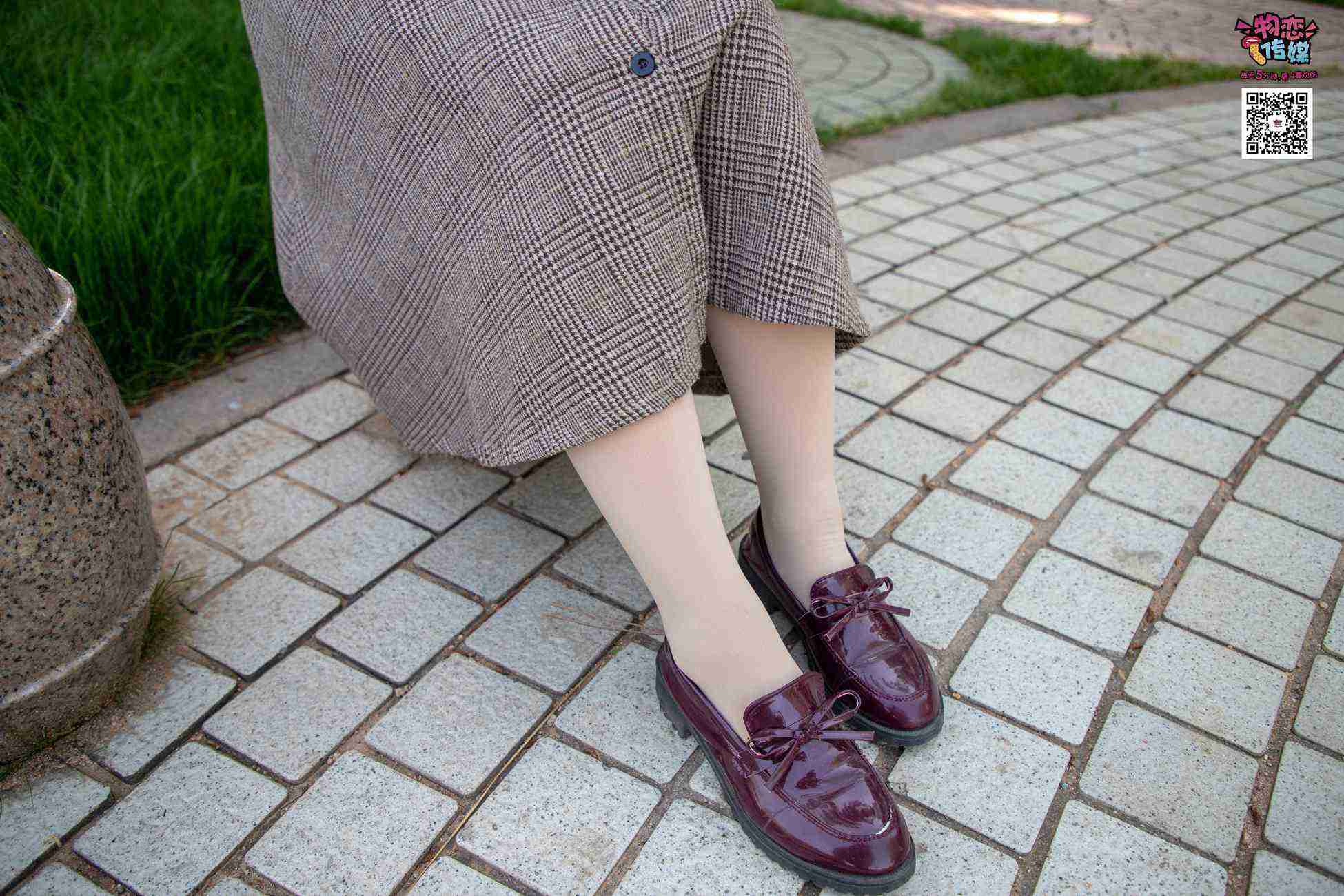 图片[153]-[物恋传媒] NO.015 书香气质女生，肉丝搭配白棉袜 [192P] – 速更版-美库