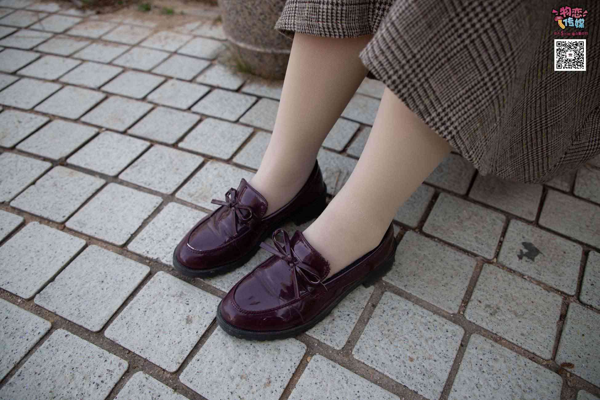 图片[159]-[物恋传媒] NO.015 书香气质女生，肉丝搭配白棉袜 [192P] – 速更版-美库