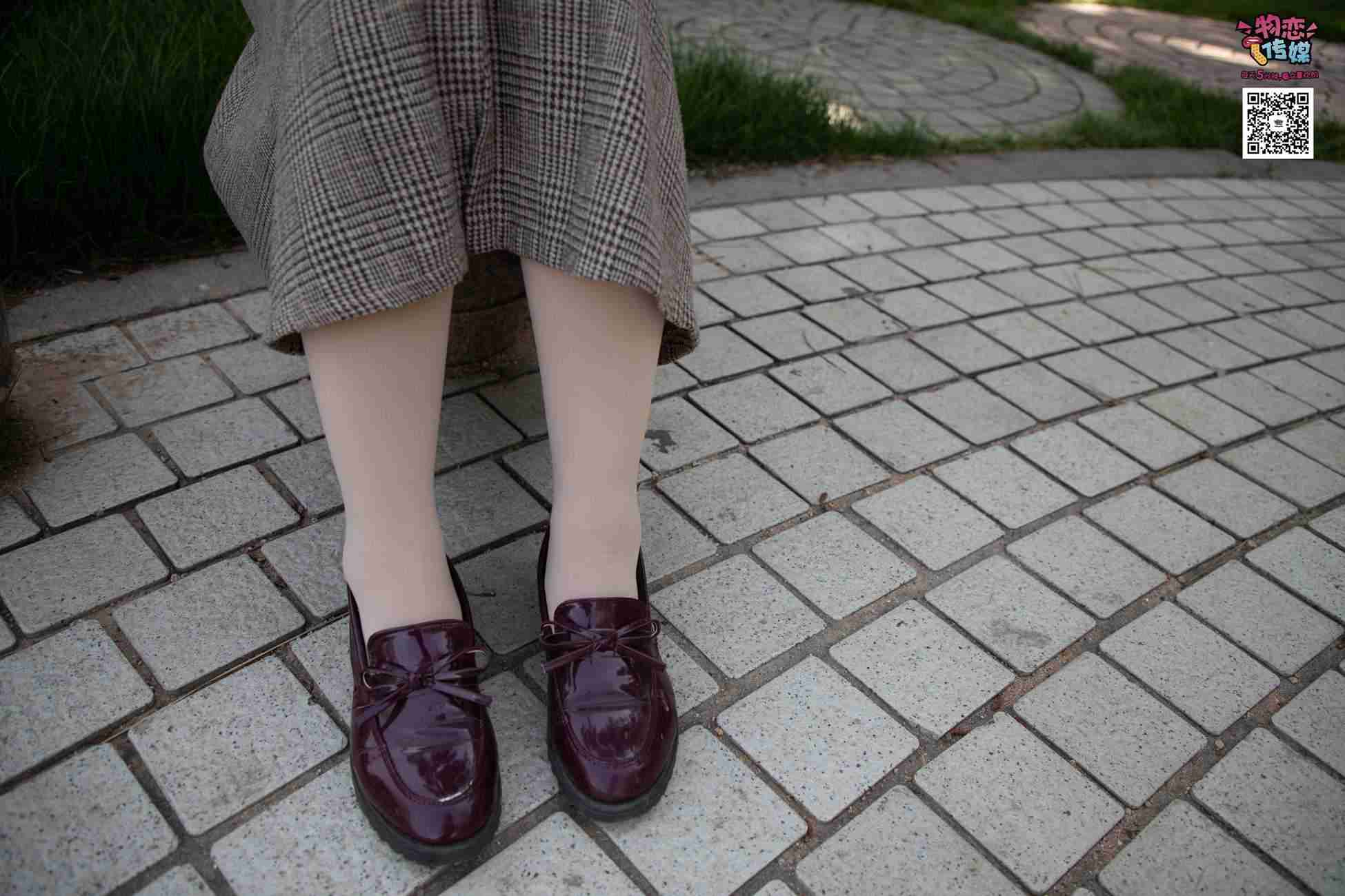 图片[165]-[物恋传媒] NO.015 书香气质女生，肉丝搭配白棉袜 [192P] – 速更版-美库