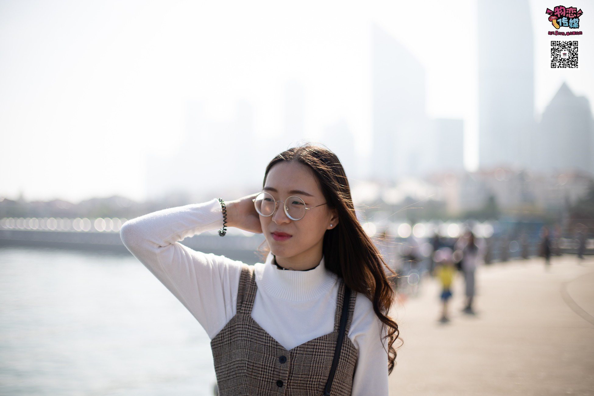 图片[192]-[物恋传媒] NO.015 书香气质女生，肉丝搭配白棉袜 [192P] – 速更版-美库