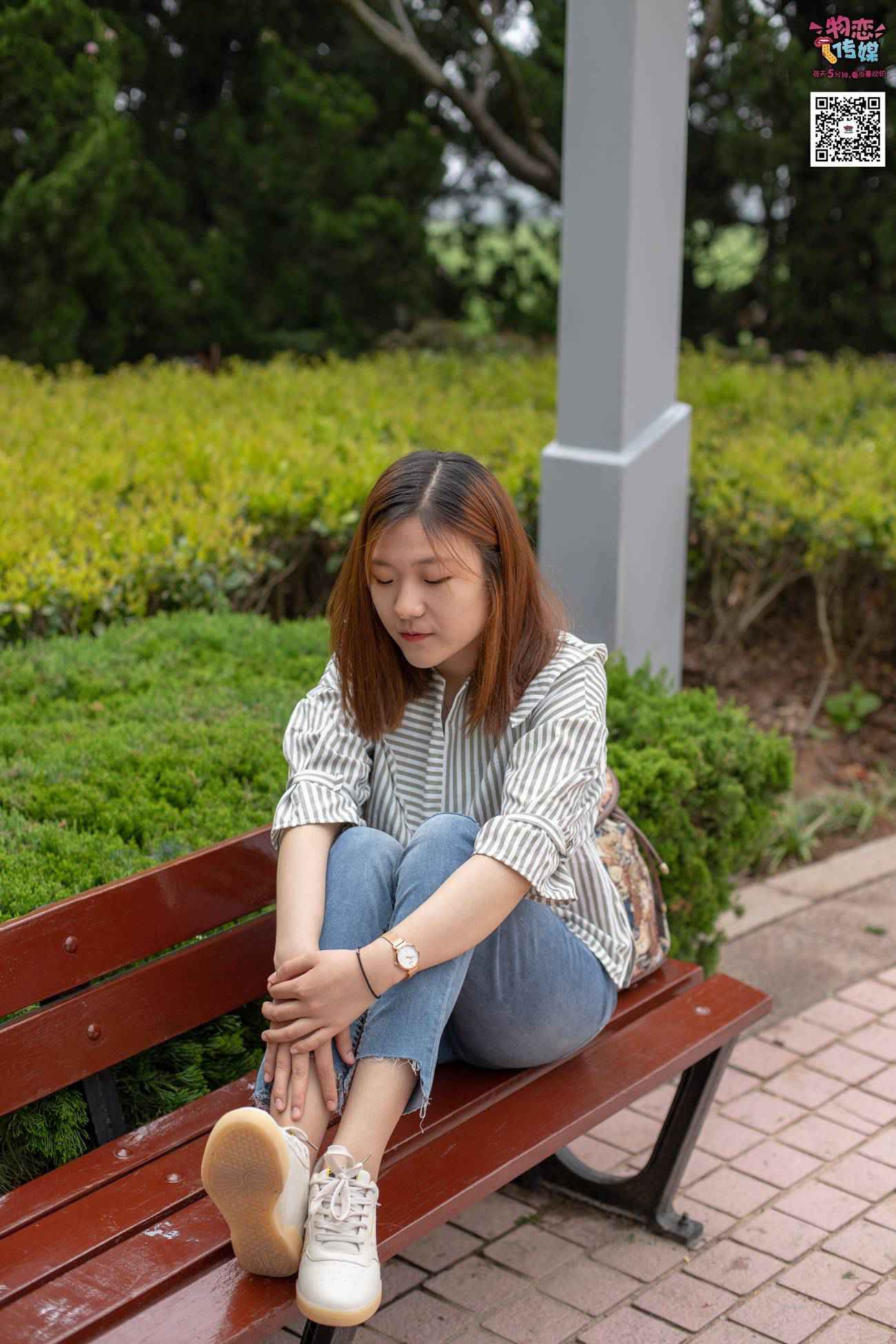 图片[203]-物恋传媒 No.014 高冷风格的大一小姐姐哦,小白鞋搭配粉色船袜 [237P] – 速更版-美库