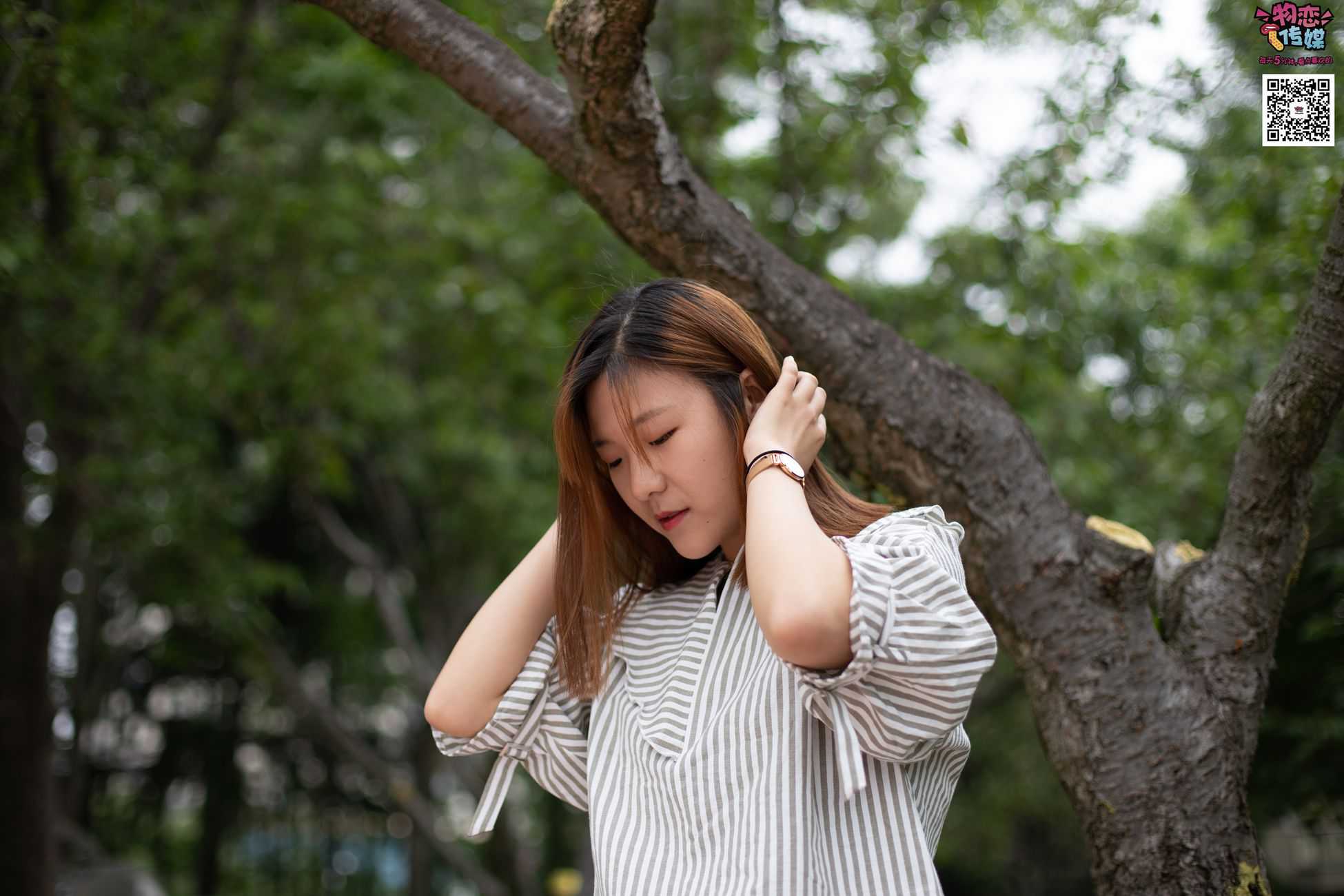 图片[216]-物恋传媒 No.014 高冷风格的大一小姐姐哦,小白鞋搭配粉色船袜 [237P] – 速更版-美库