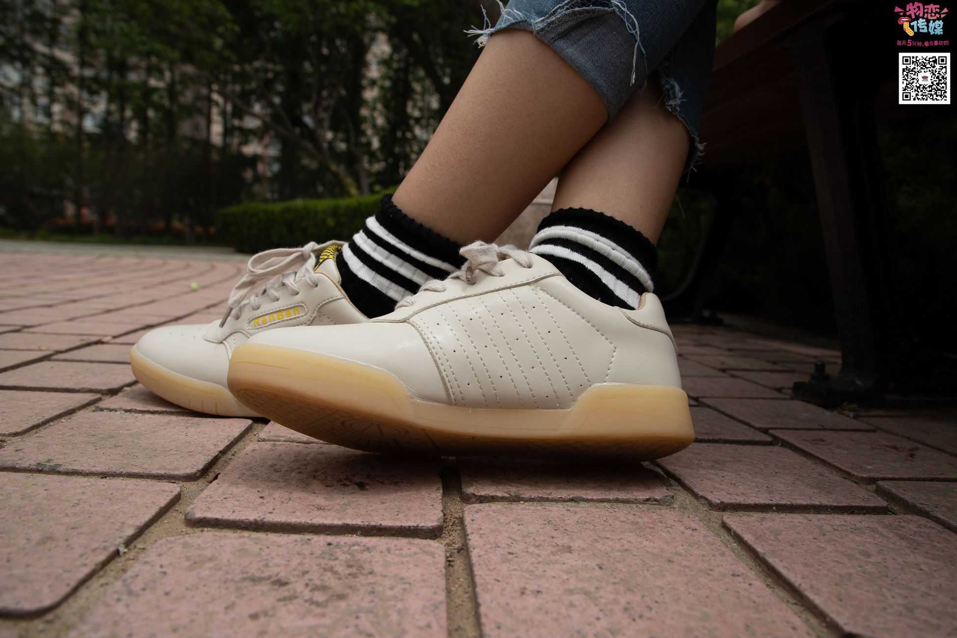 图片[224]-物恋传媒 No.014 高冷风格的大一小姐姐哦,小白鞋搭配粉色船袜 [237P] – 速更版-美库