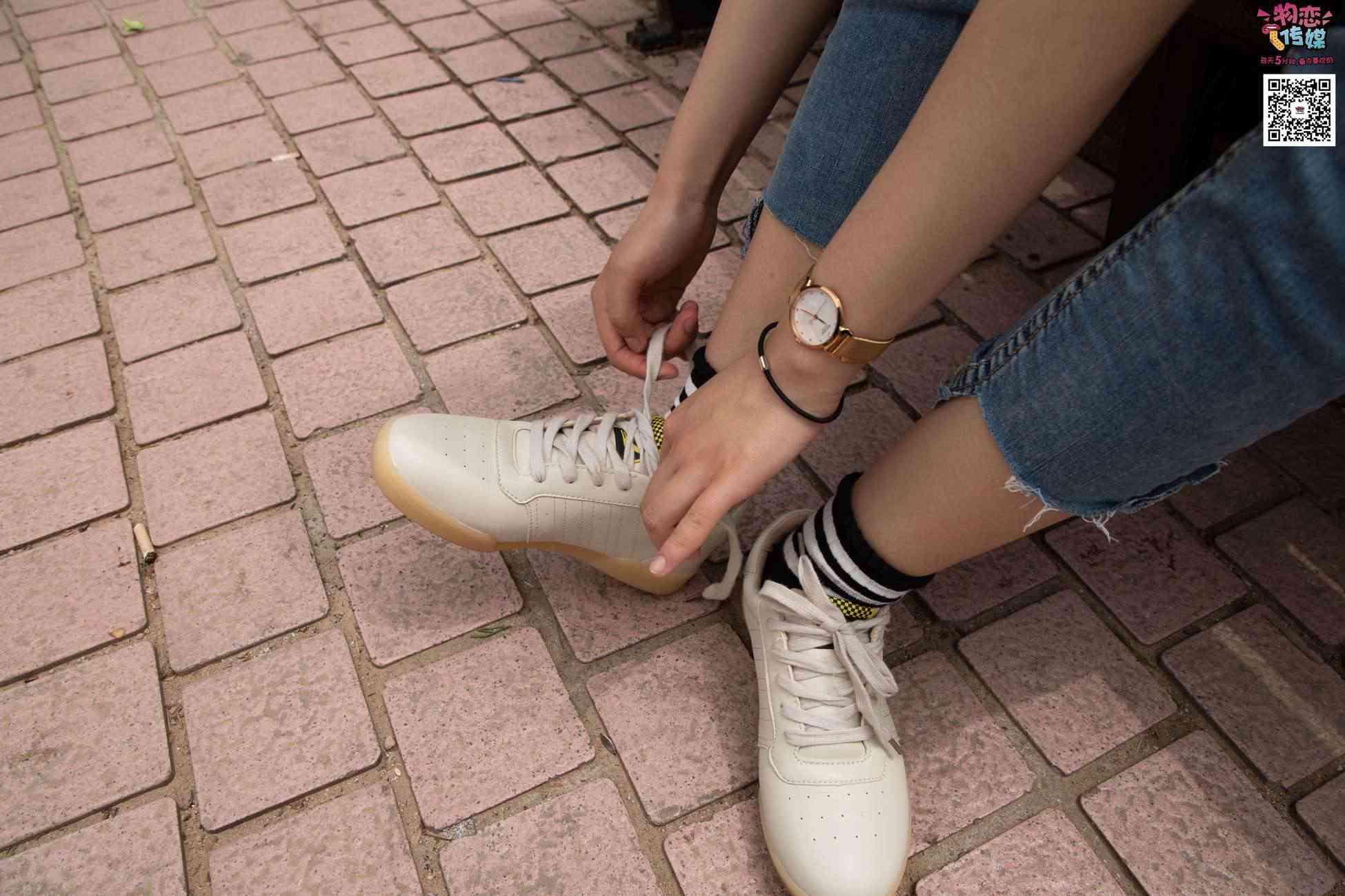 图片[230]-物恋传媒 No.014 高冷风格的大一小姐姐哦,小白鞋搭配粉色船袜 [237P] – 速更版-美库