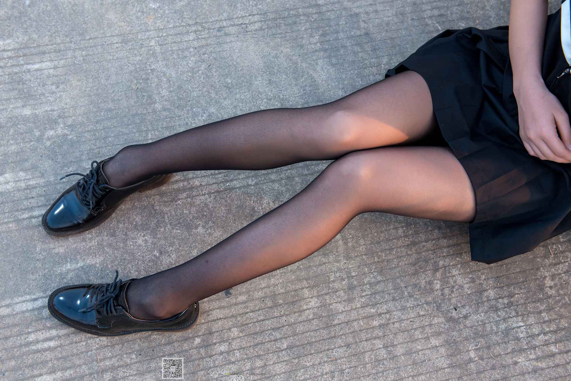 图片[39]-[SSA丝社]超清写真 NO.049 小凤 笑容甜美小凤逛街回家沙发小憩[99P] – 速更版-美库