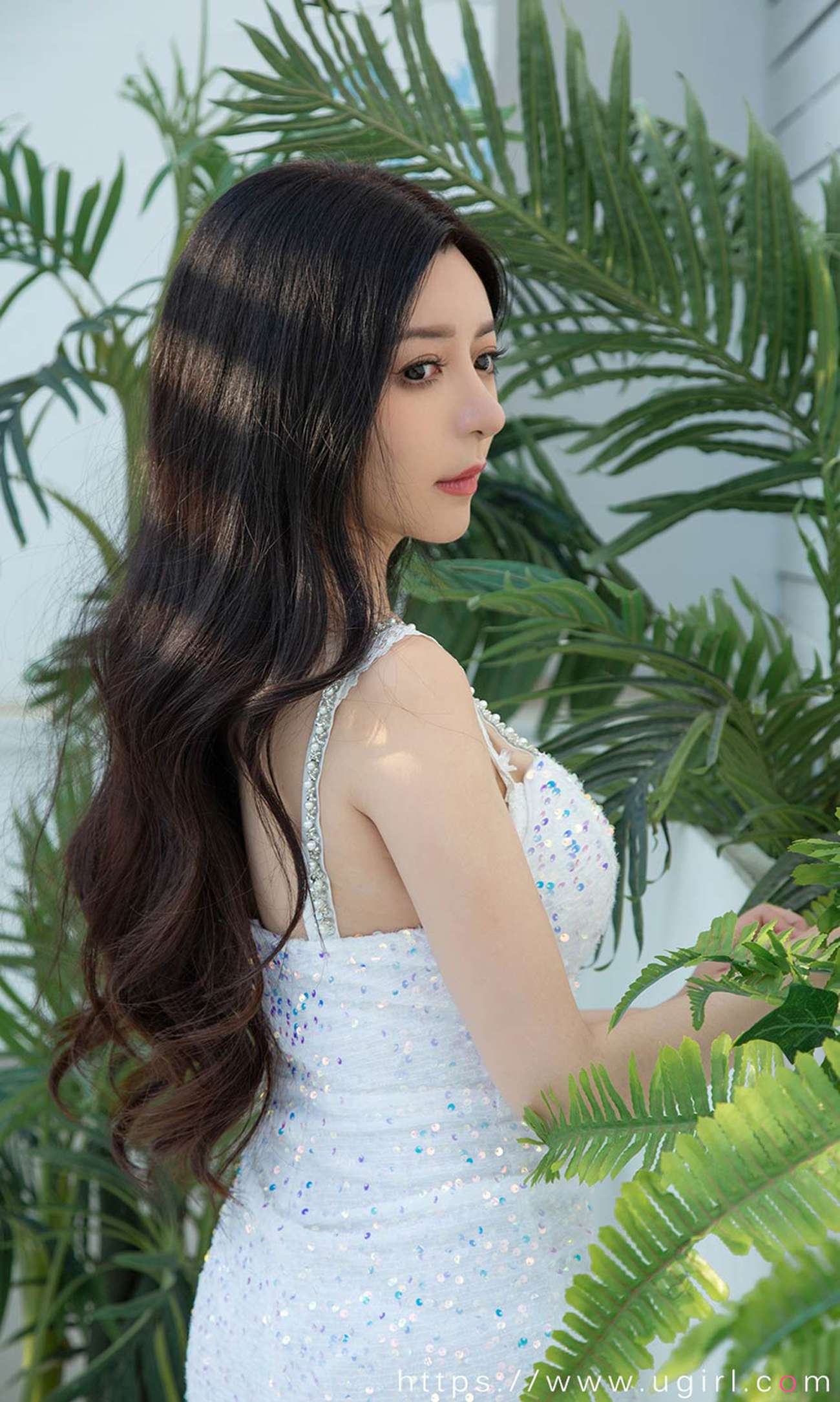 图片[26]-[爱尤物]2021 NO.2114 lulu 趣味书屋[35P] – 速更版-美库