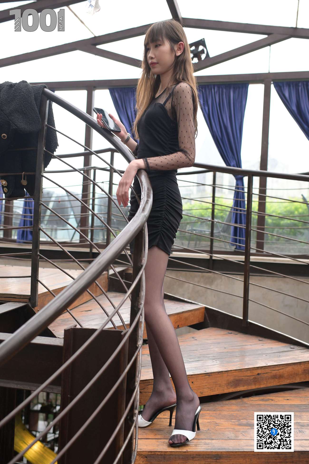 图片[72]-[IESS异思趣向] 一千零一夜 184 草莓《楼梯的拐角处1》[74P] – 速更版-美库