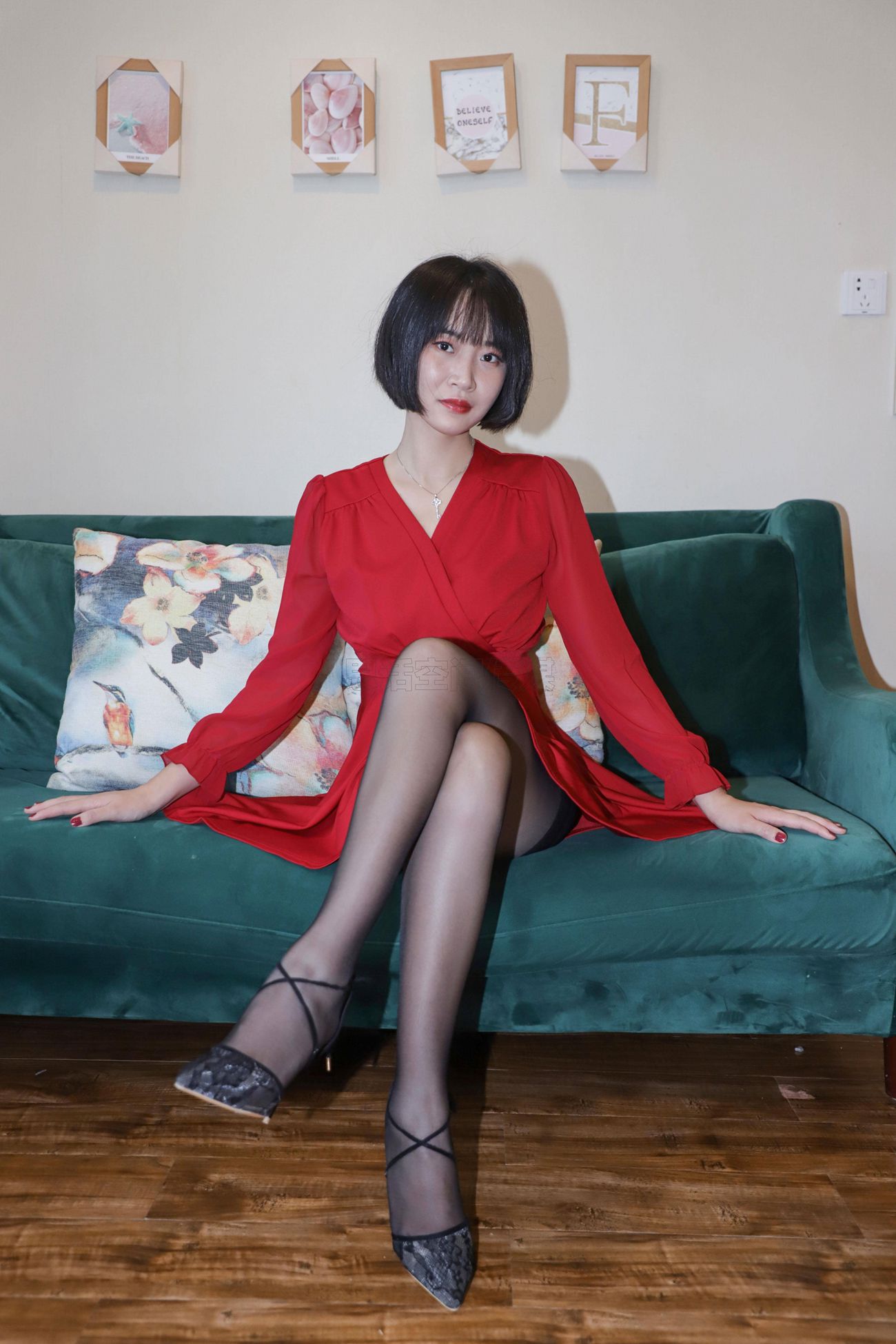 图片[36]-[SiHua思话]SJ033 新模 沐沐子 红裙皮鞭の性感尤物[43P] – 速更版-美库