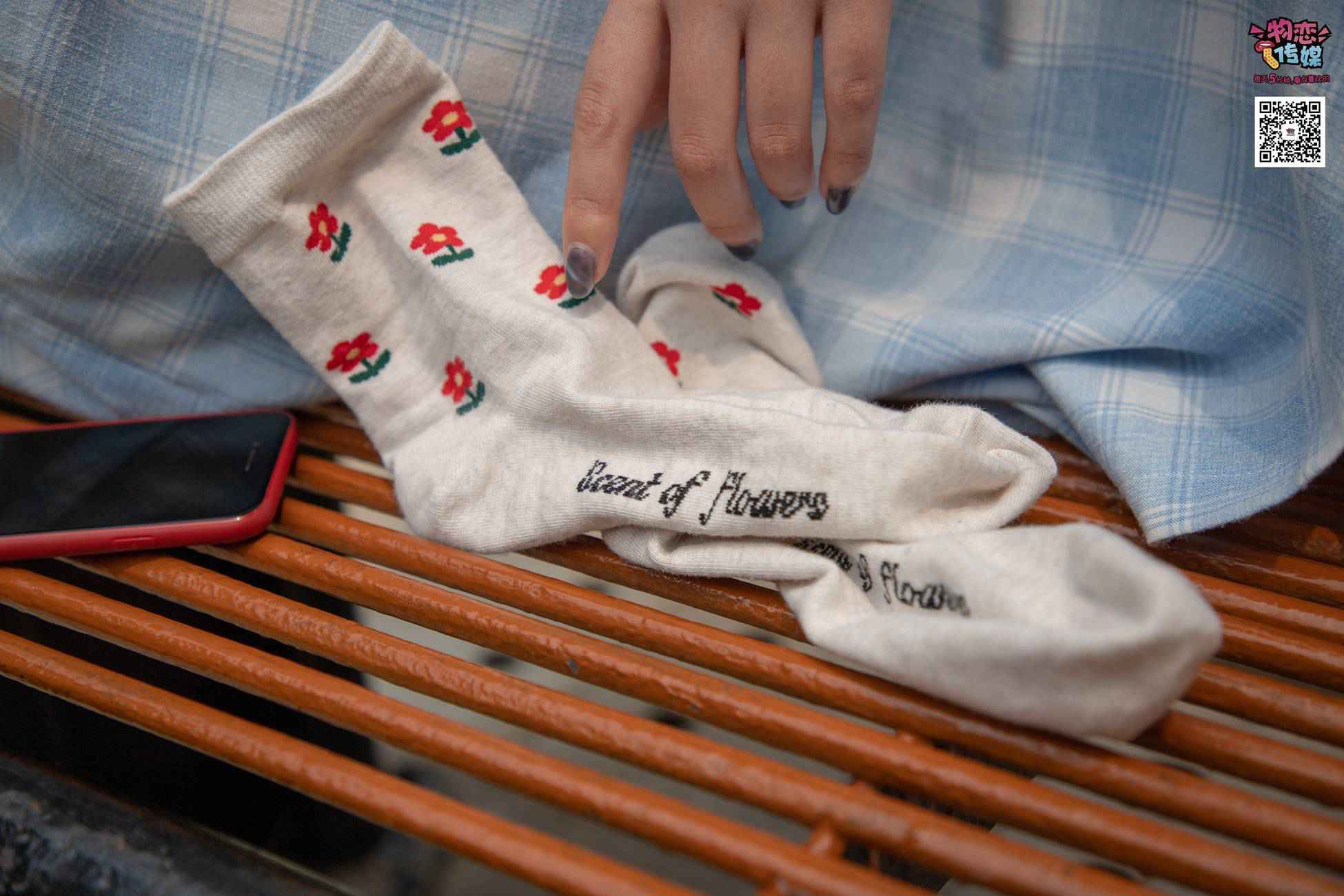 图片[11]-勿恋传媒 No.016 经典就是不需挑片,透明肉丝配清纯白棉袜 [300P] – 速更版-美库