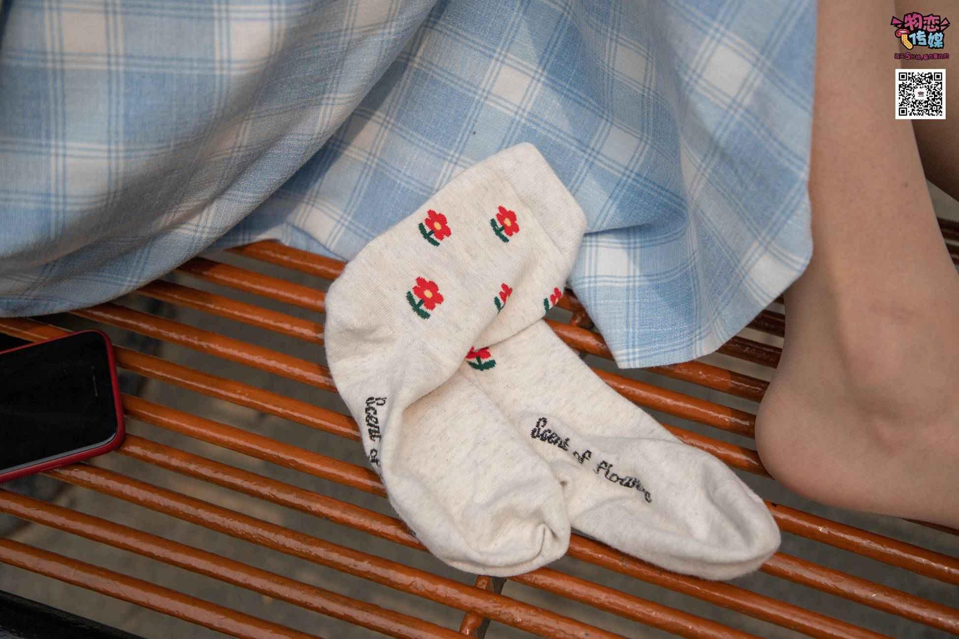 图片[19]-勿恋传媒 No.016 经典就是不需挑片,透明肉丝配清纯白棉袜 [300P] – 速更版-美库