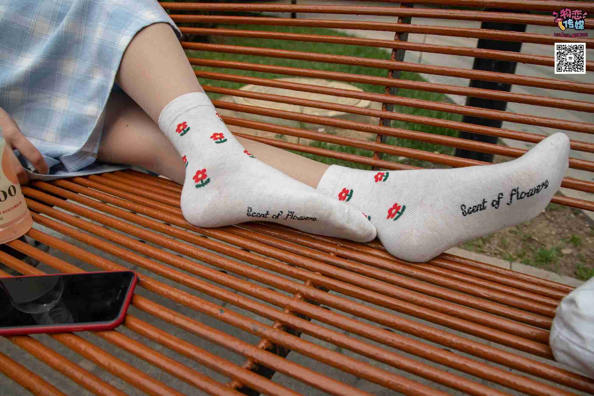 图片[206]-勿恋传媒 No.016 经典就是不需挑片,透明肉丝配清纯白棉袜 [300P] – 速更版-美库