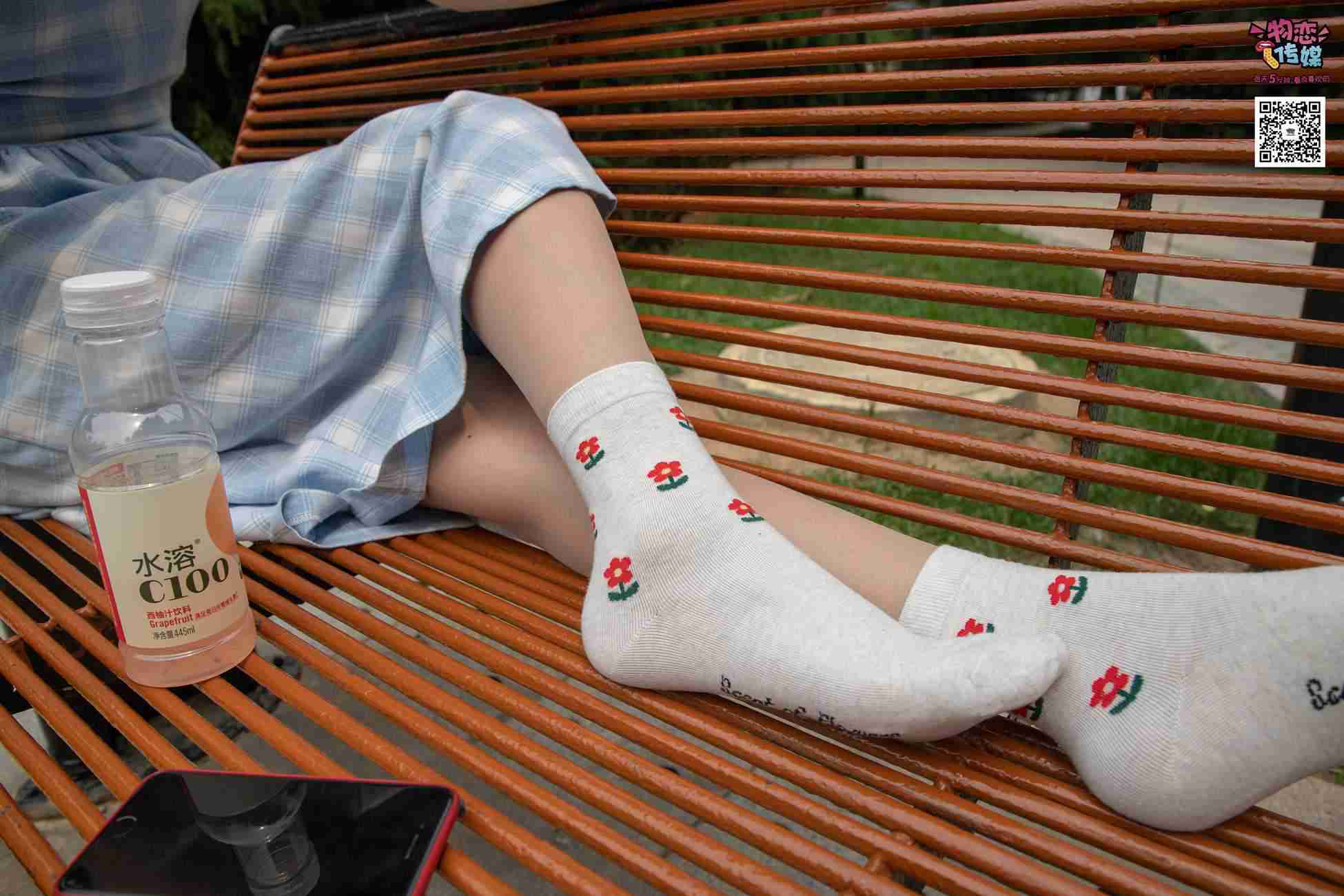 图片[207]-勿恋传媒 No.016 经典就是不需挑片,透明肉丝配清纯白棉袜 [300P] – 速更版-美库