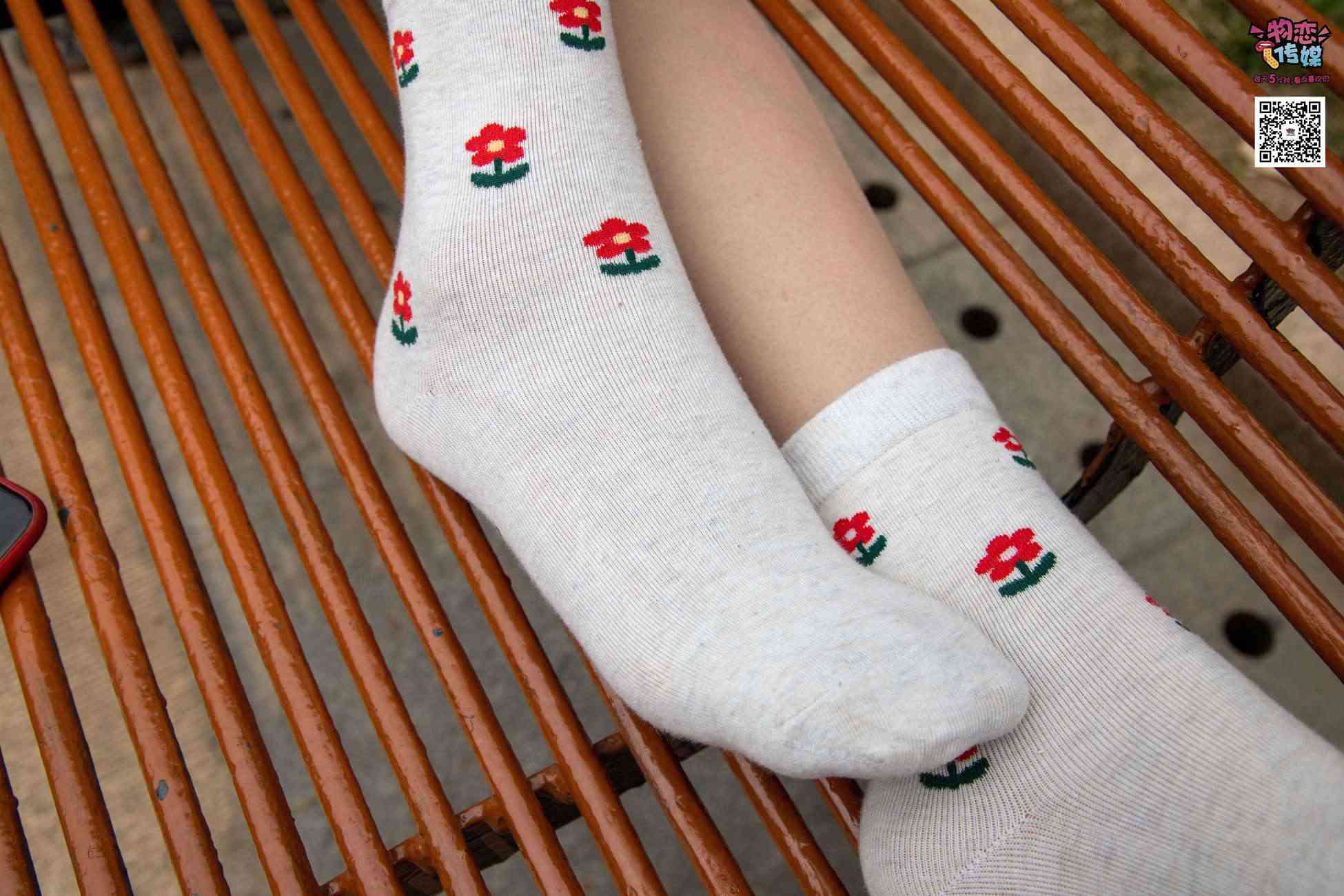 图片[218]-勿恋传媒 No.016 经典就是不需挑片,透明肉丝配清纯白棉袜 [300P] – 速更版-美库