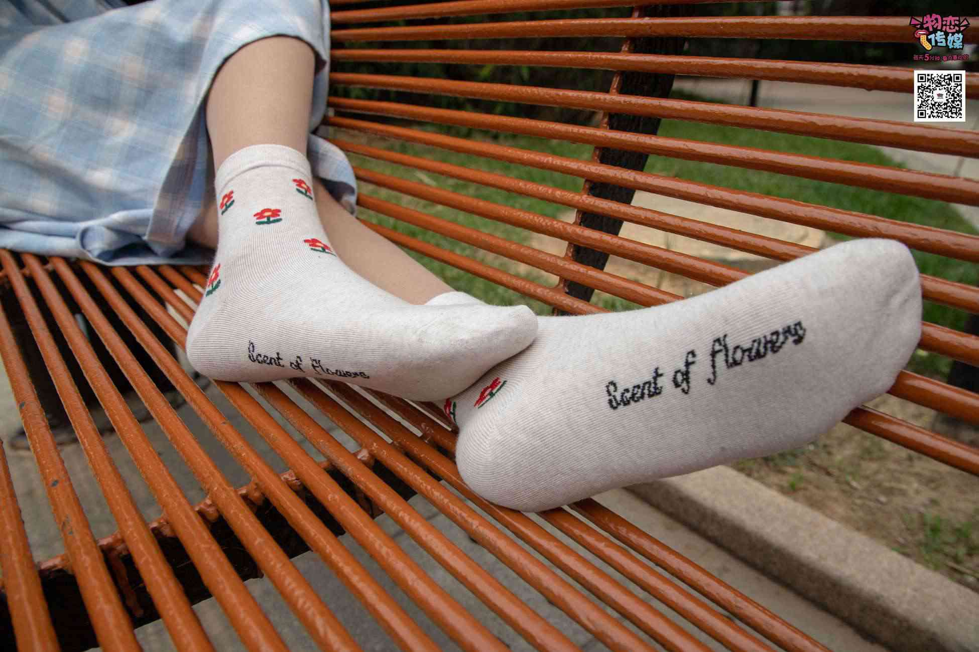 图片[228]-勿恋传媒 No.016 经典就是不需挑片,透明肉丝配清纯白棉袜 [300P] – 速更版-美库