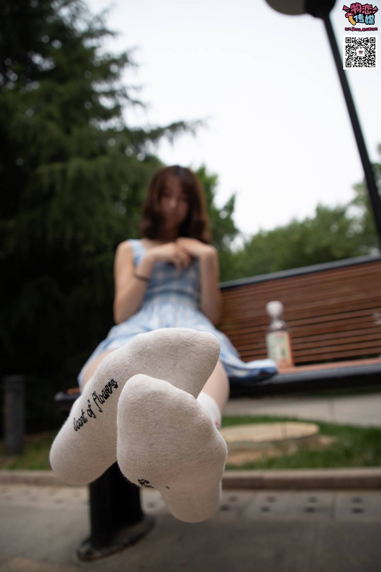 图片[246]-勿恋传媒 No.016 经典就是不需挑片,透明肉丝配清纯白棉袜 [300P] – 速更版-美库