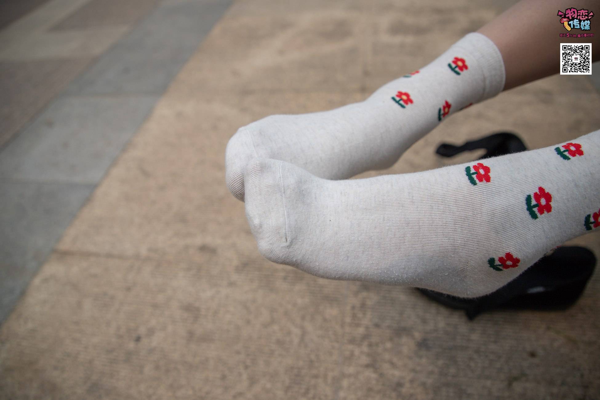 图片[254]-勿恋传媒 No.016 经典就是不需挑片,透明肉丝配清纯白棉袜 [300P] – 速更版-美库