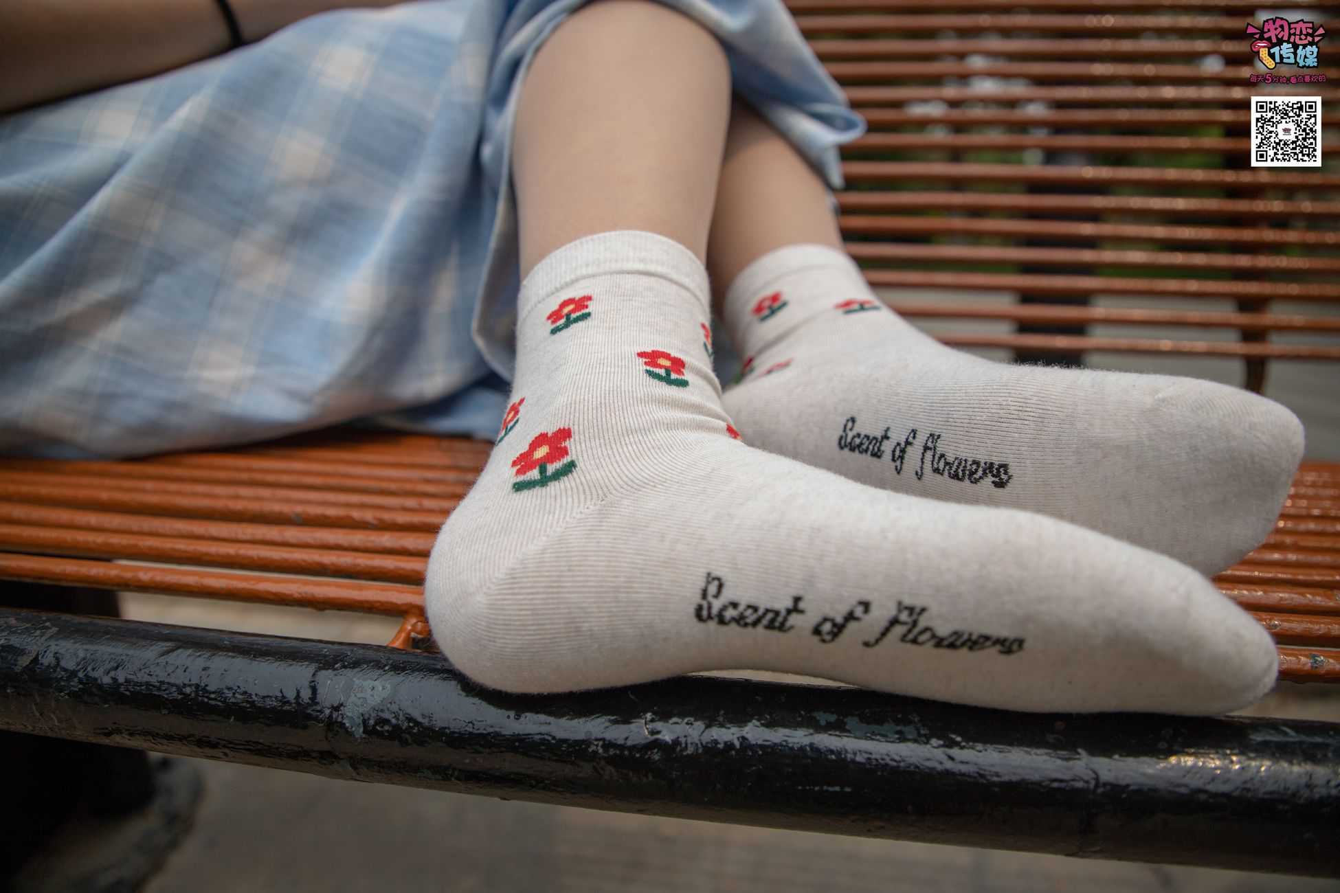 图片[263]-勿恋传媒 No.016 经典就是不需挑片,透明肉丝配清纯白棉袜 [300P] – 速更版-美库