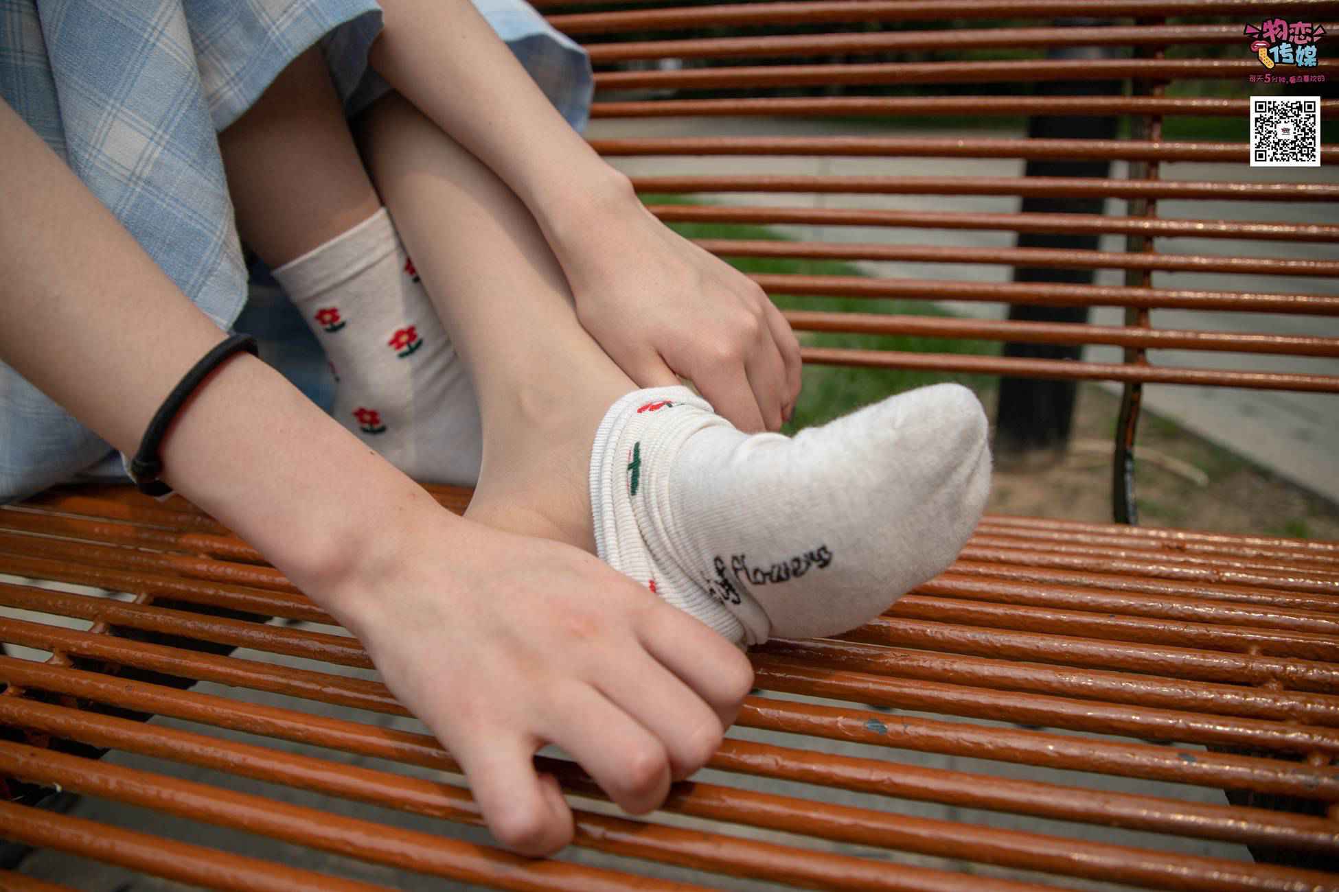 图片[279]-勿恋传媒 No.016 经典就是不需挑片,透明肉丝配清纯白棉袜 [300P] – 速更版-美库