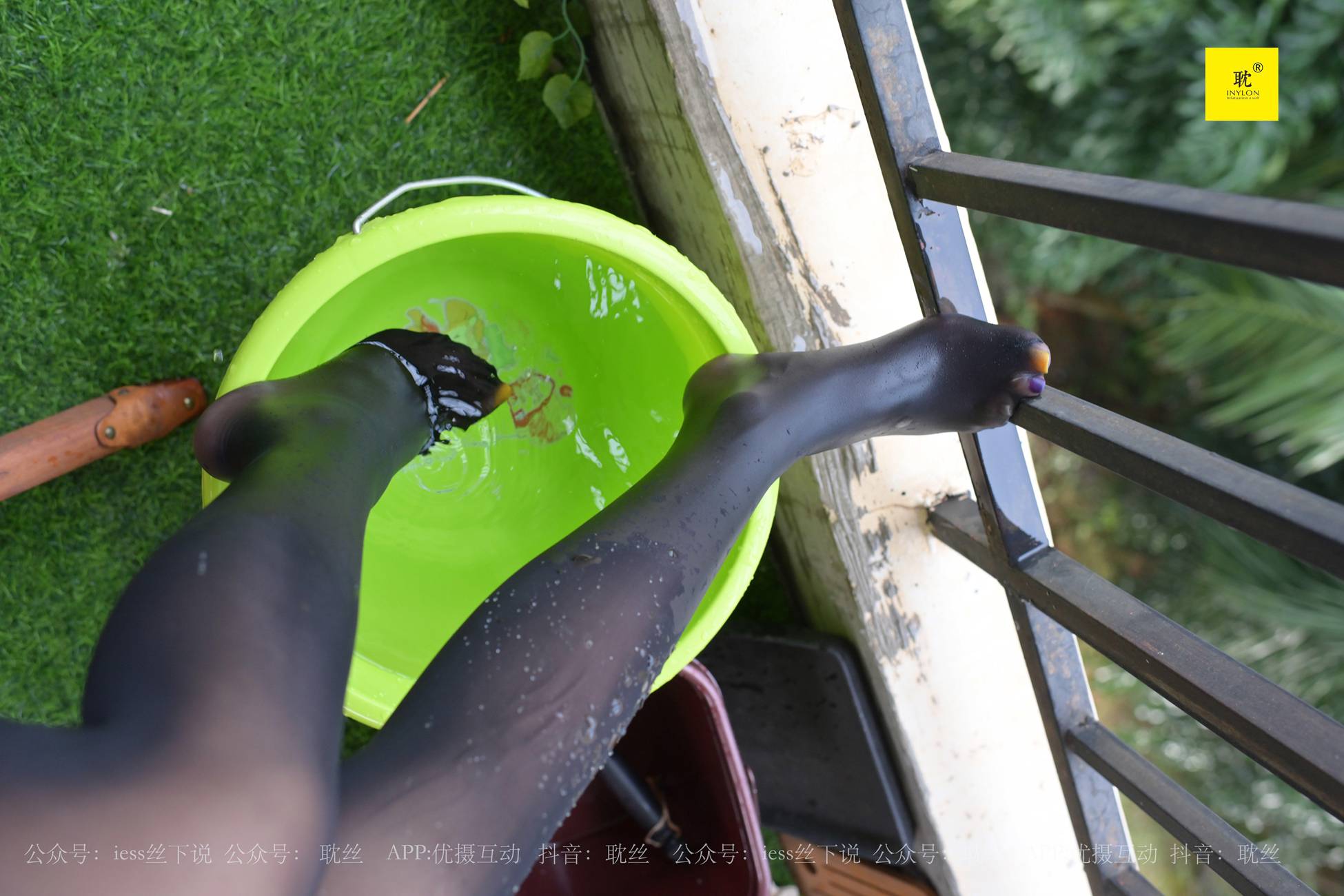 图片[19]-[IESS异思趣向]030 第N种幻想之《邻居家借水》② 梅子[99P] – 速更版-美库