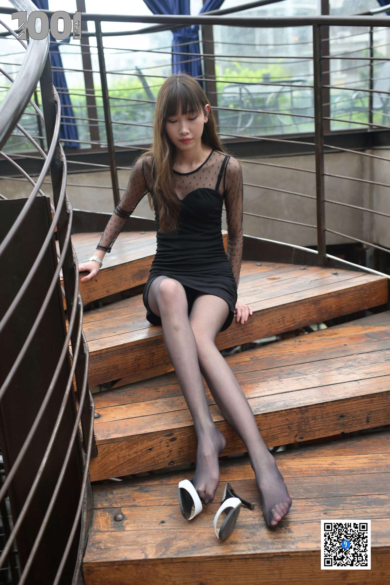 图片[17]-[IESS异思趣向] 一千零一夜 185 草莓《楼梯的拐角处2》[70P] – 速更版-美库