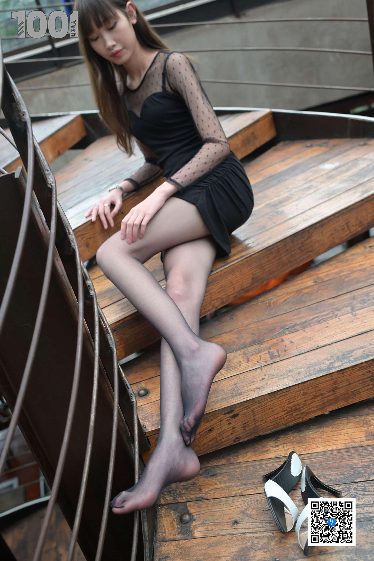 图片[21]-[IESS异思趣向] 一千零一夜 185 草莓《楼梯的拐角处2》[70P] – 速更版-美库