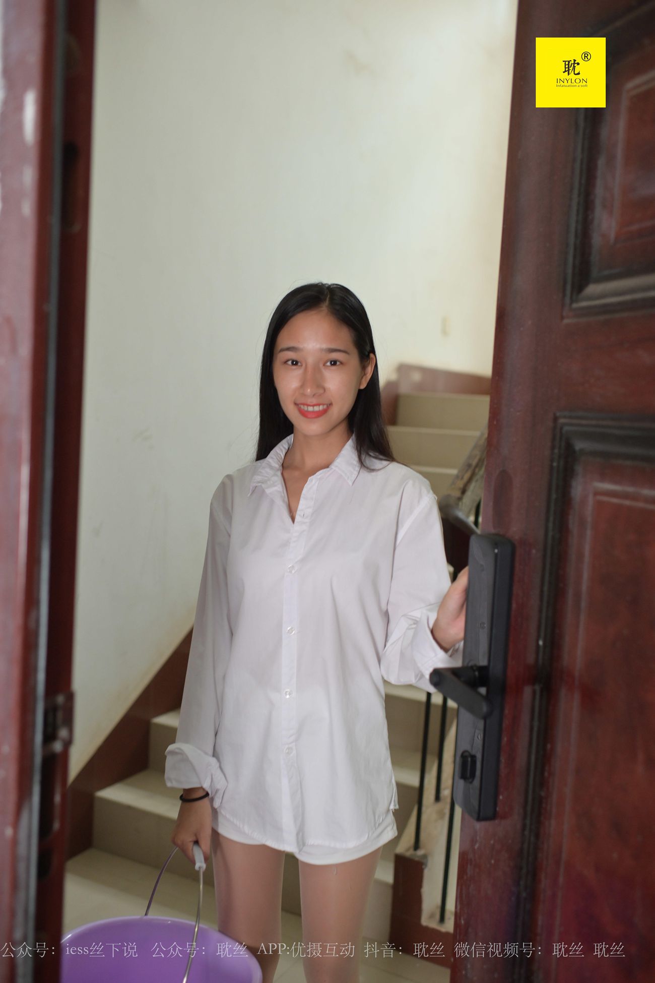 图片[38]-[IESS异思趣向]031 第N种幻想之《邻居家借水》③ 梅子[82P] – 速更版-美库