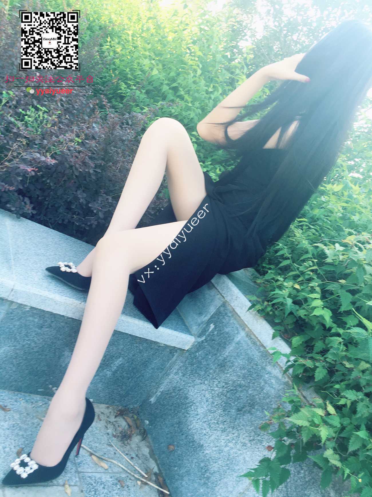 图片[18]-丝月神 001 方扣黑高跟肉丝街拍[57P] – 速更版-美库