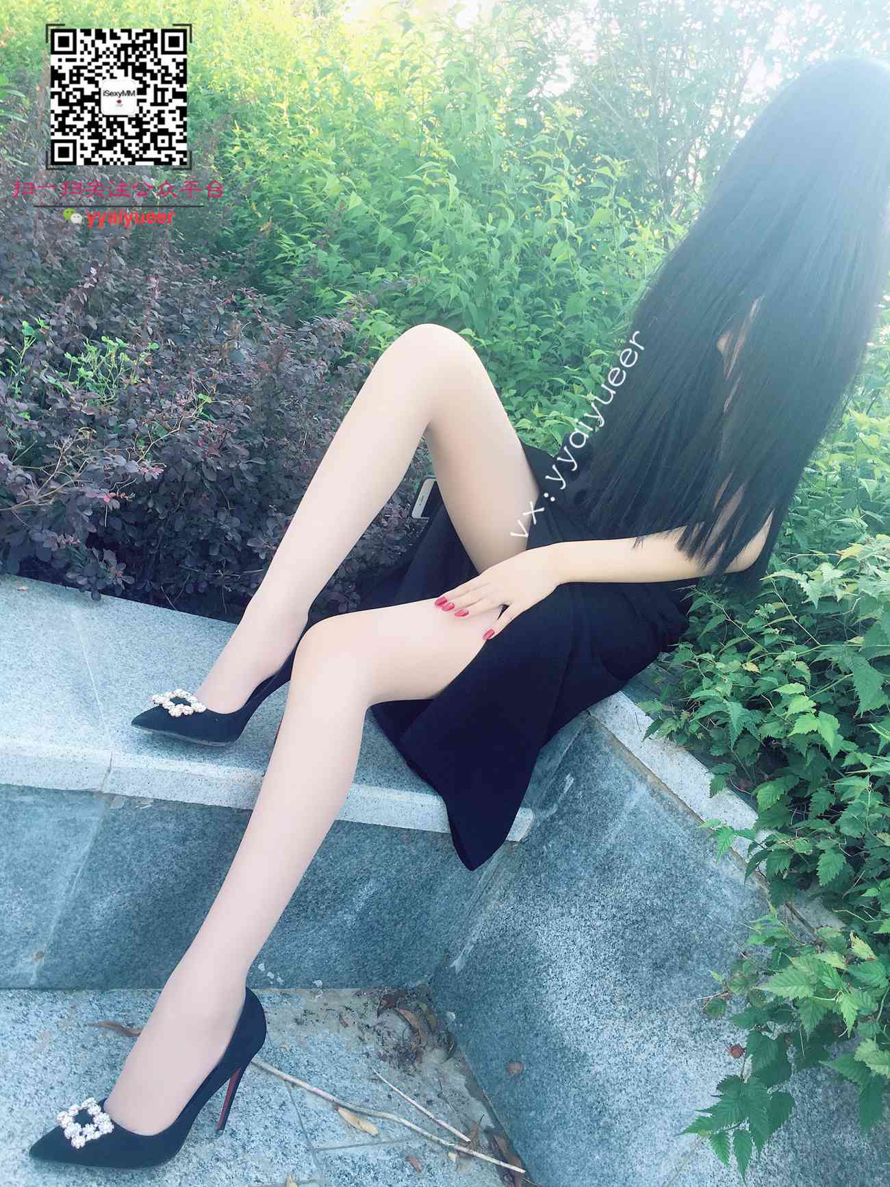 图片[20]-丝月神 001 方扣黑高跟肉丝街拍[57P] – 速更版-美库