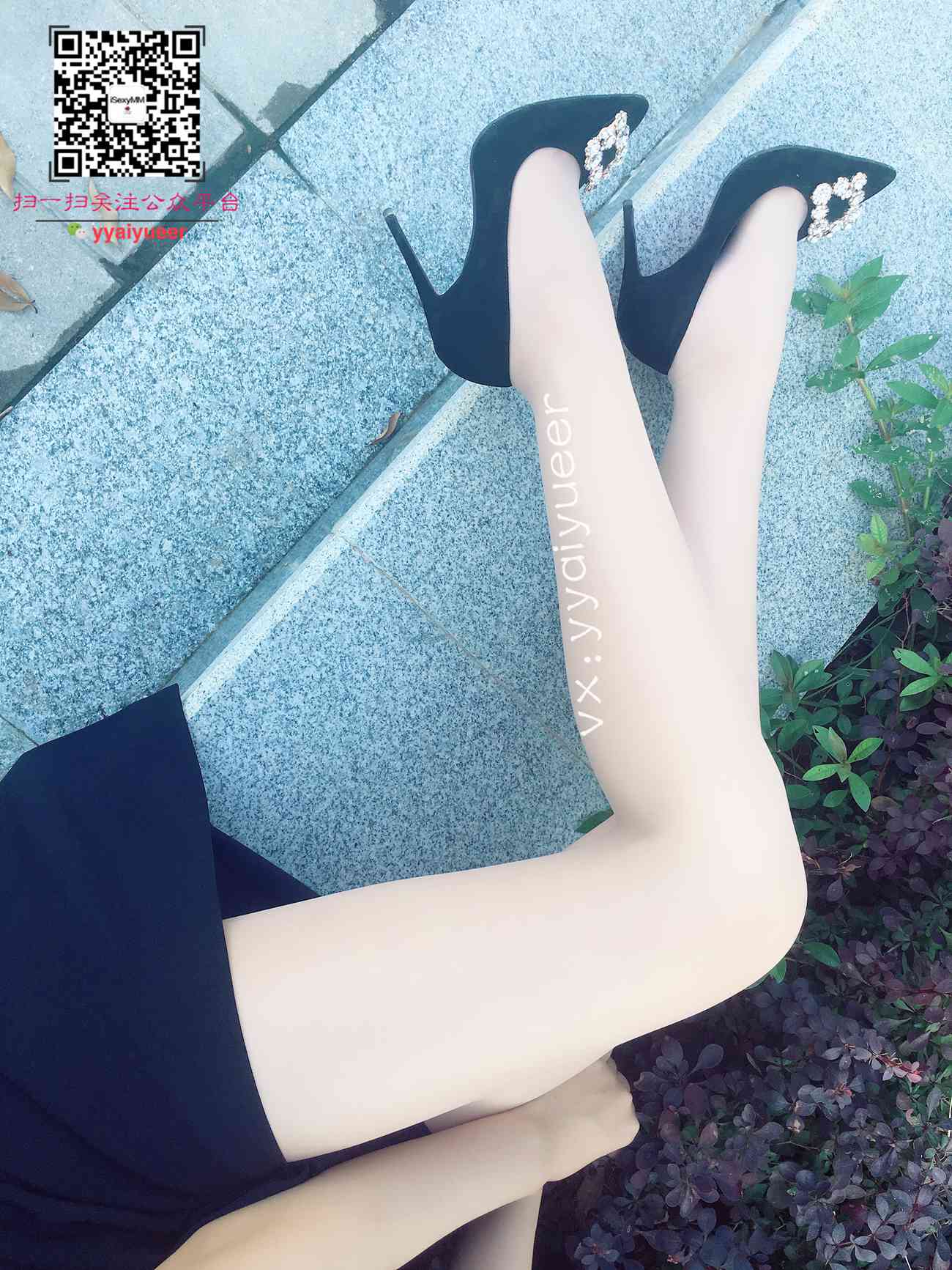 图片[24]-丝月神 001 方扣黑高跟肉丝街拍[57P] – 速更版-美库