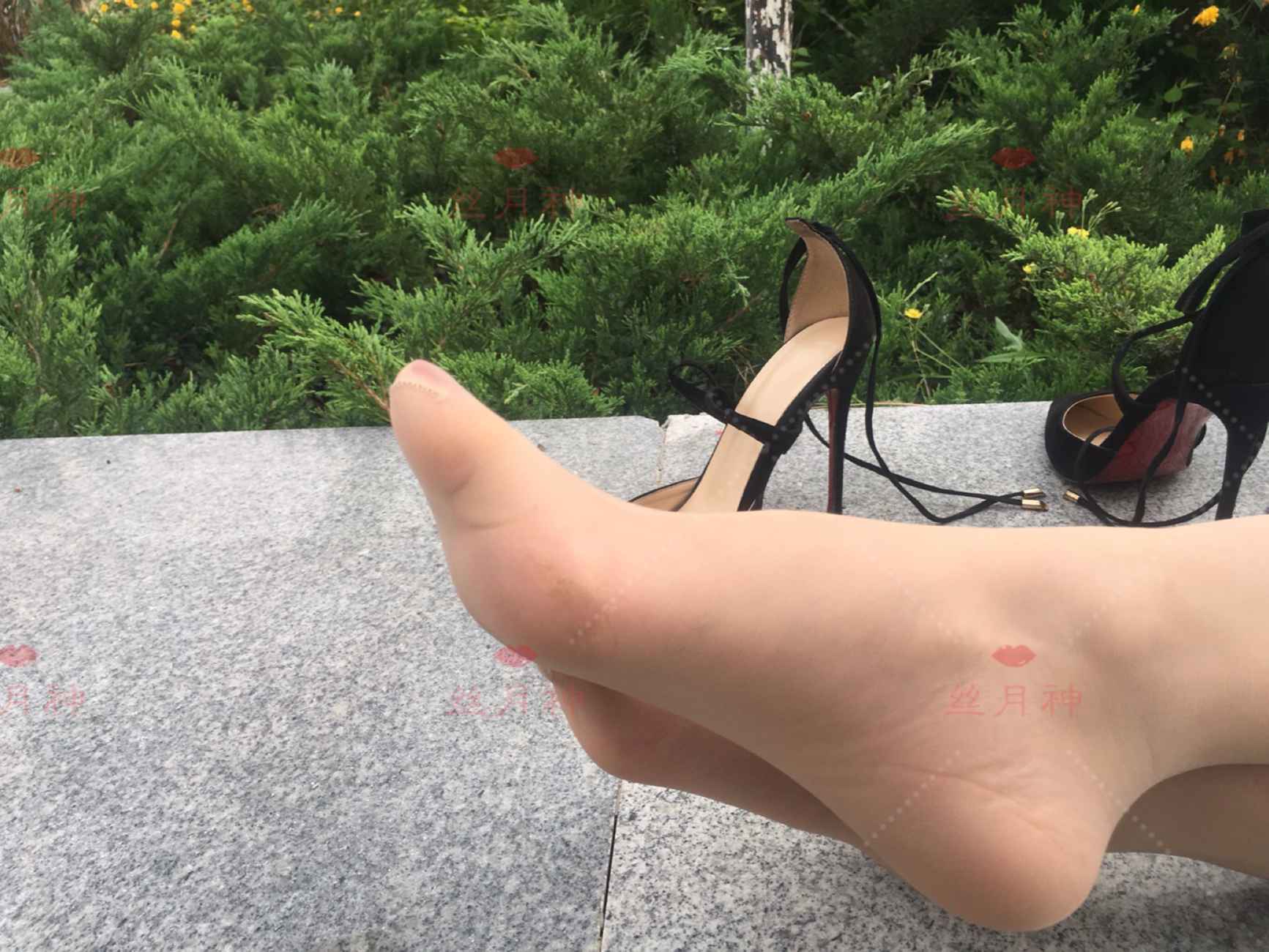 图片[17]-丝月神 005 牛仔裤细带高跟肉[91P] – 速更版-美库