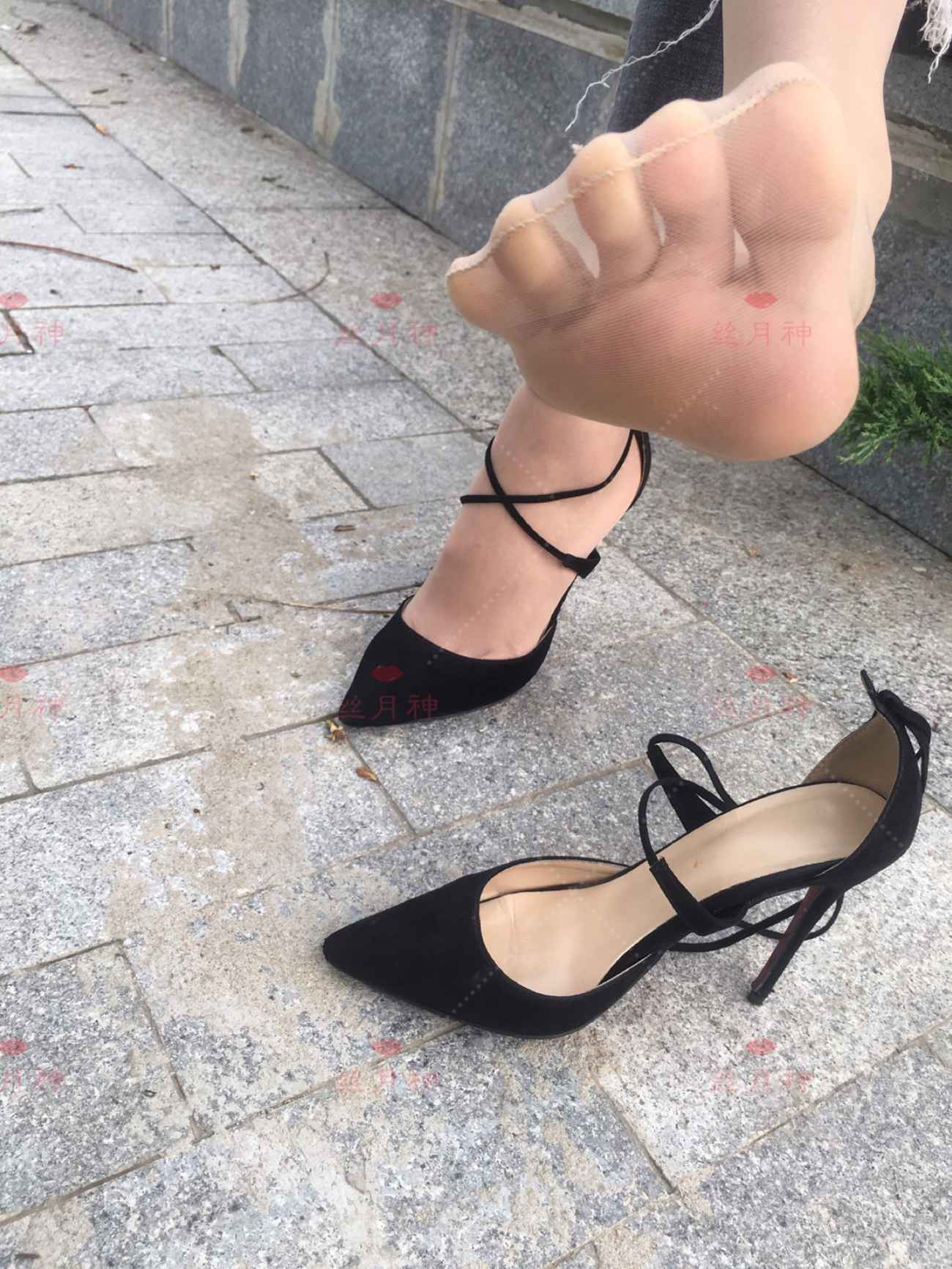 图片[20]-丝月神 005 牛仔裤细带高跟肉[91P] – 速更版-美库