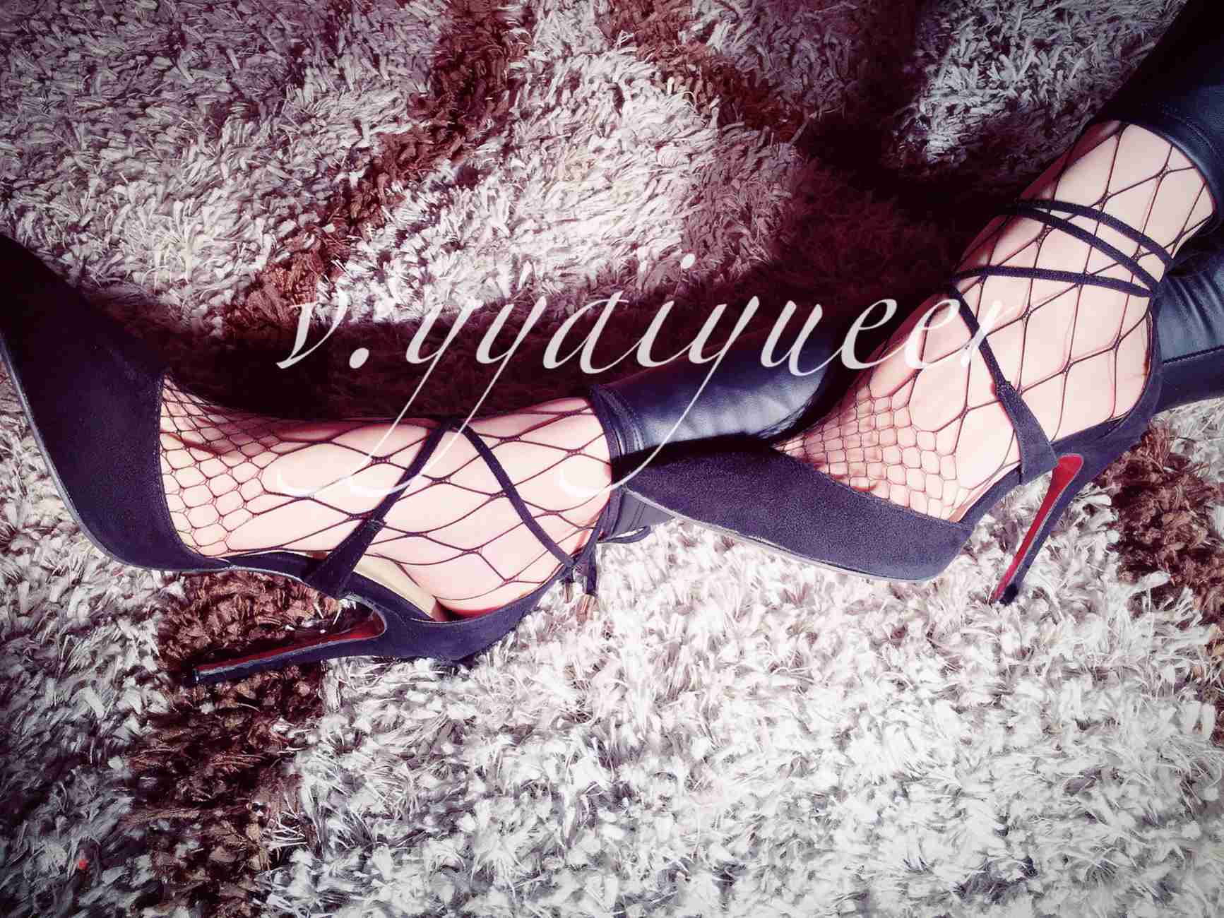 图片[11]-丝月神 006 皮裤细带高跟网袜[55P] – 速更版-美库