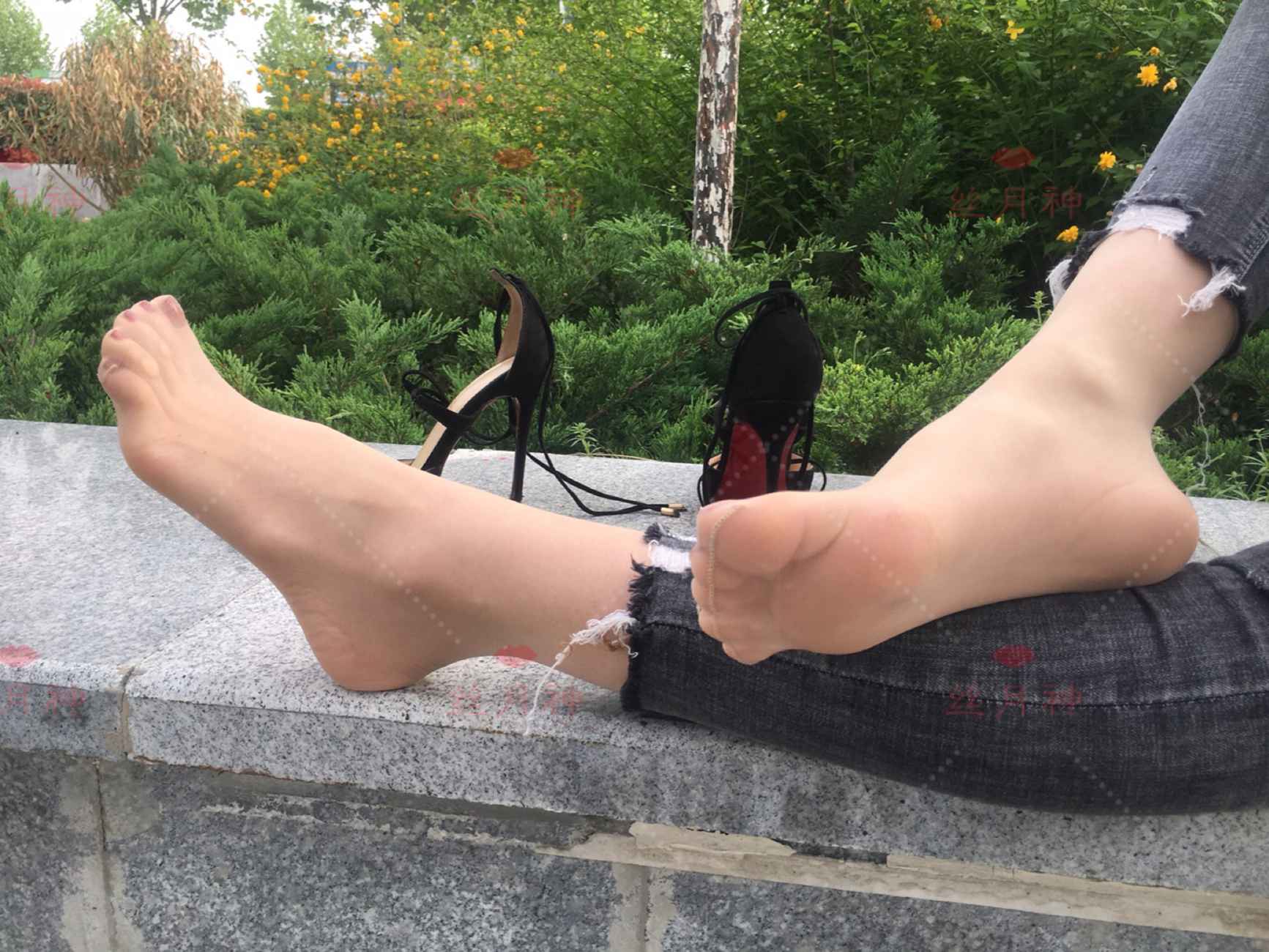 图片[90]-丝月神 005 牛仔裤细带高跟肉[91P] – 速更版-美库