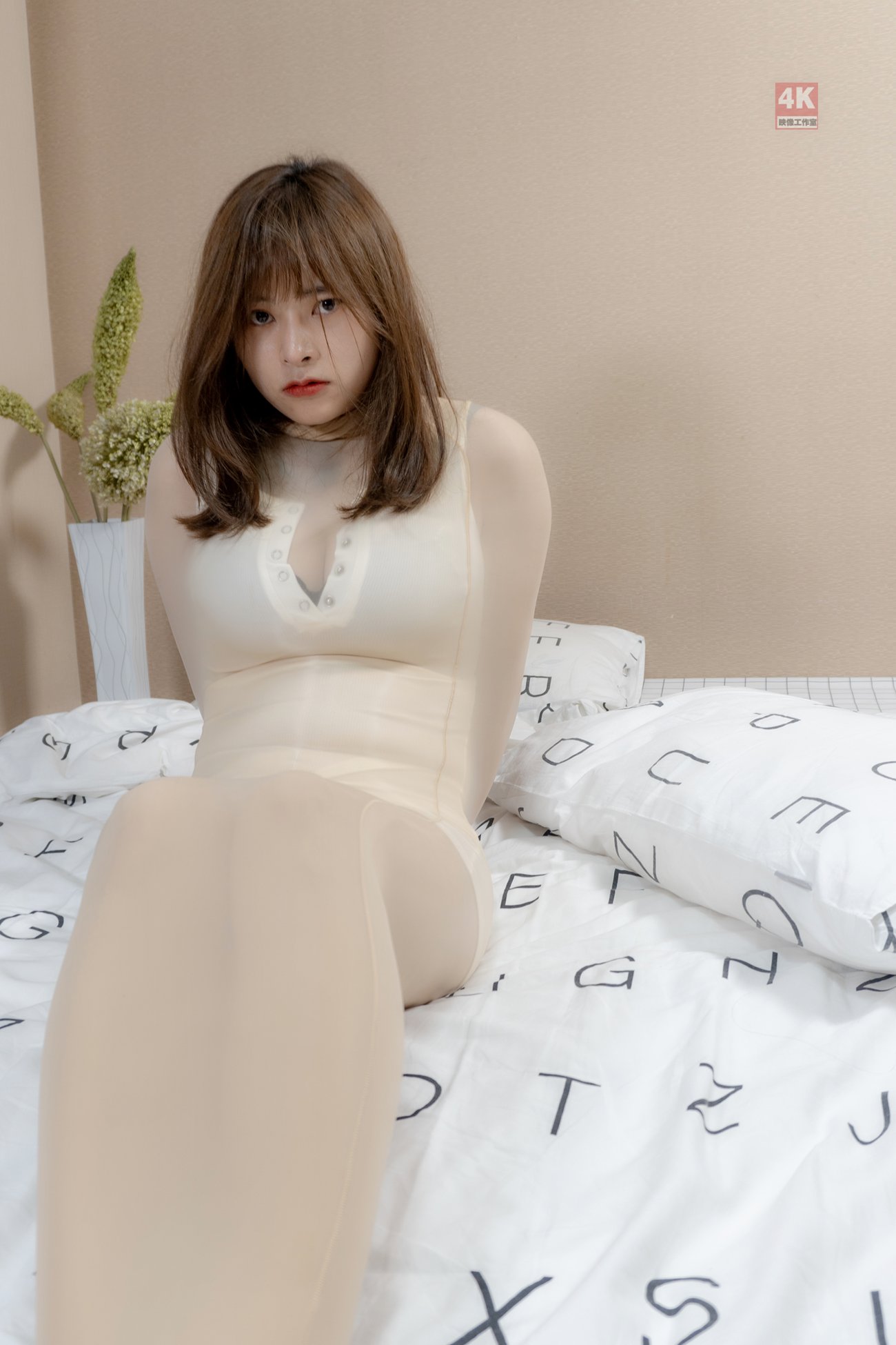 图片[13]-[Ligui丽柜]网络丽人 2021.07.05 Model《光滑丝袜茧》奈沐子[52+1P] – 速更版-美库