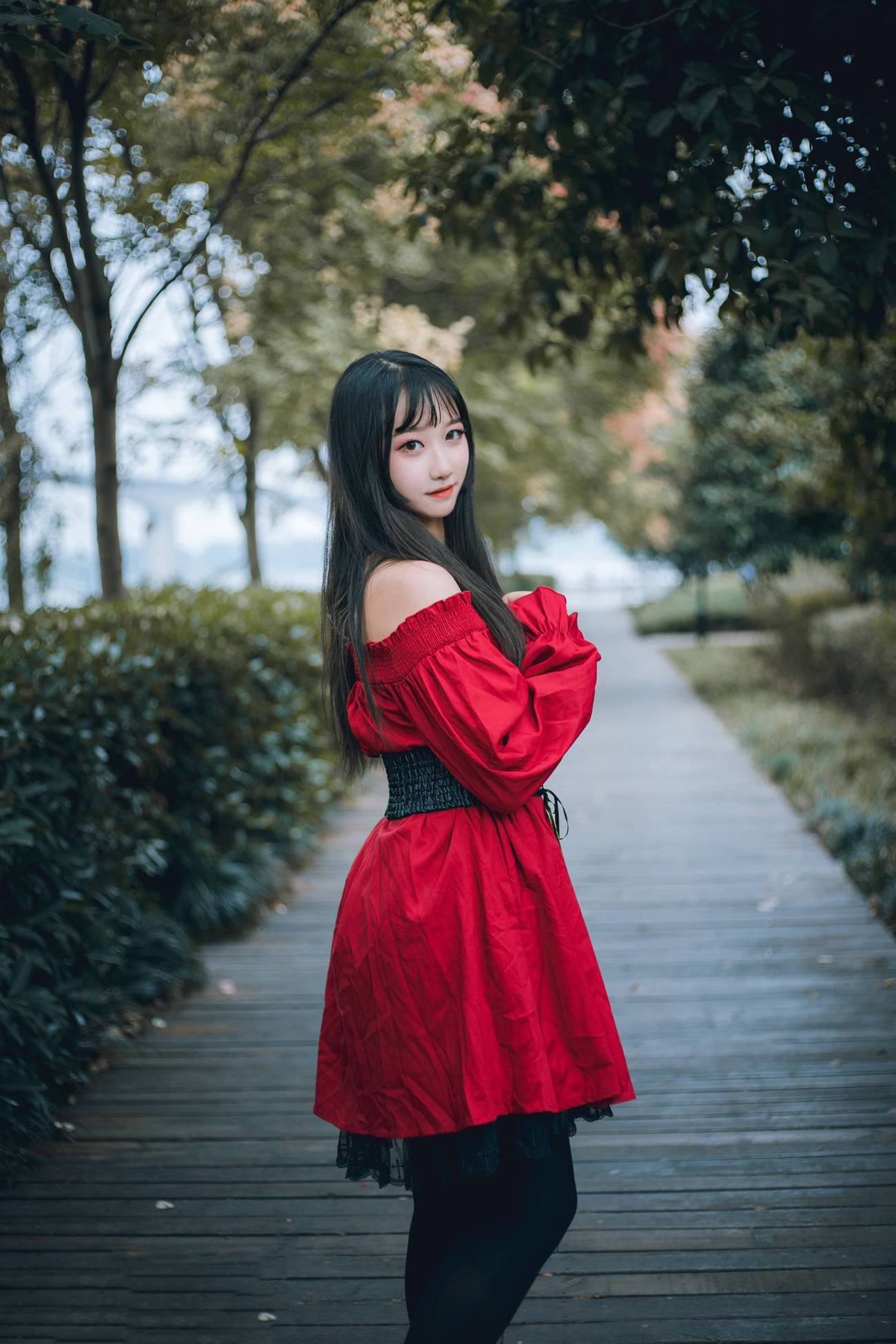 图片[13]-[喵糖映画]VOL.453 红与黑[30P] – 速更版-美库