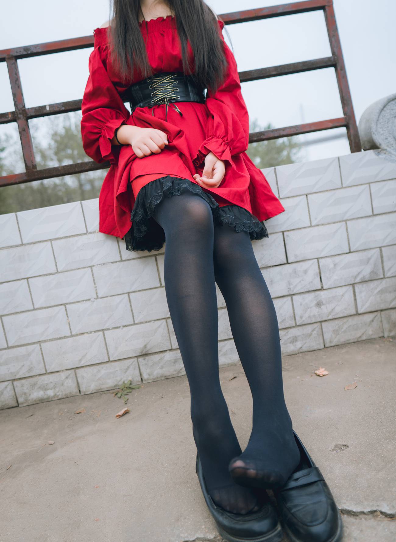 图片[19]-[喵糖映画]VOL.453 红与黑[30P] – 速更版-美库