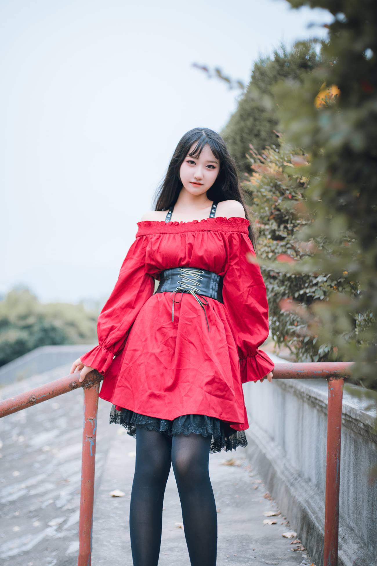 图片[26]-[喵糖映画]VOL.453 红与黑[30P] – 速更版-美库