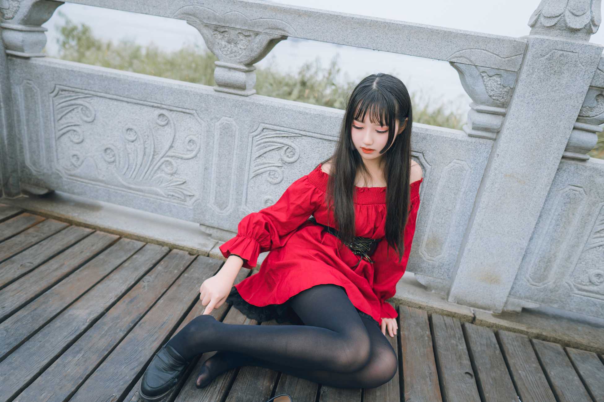 图片[28]-[喵糖映画]VOL.453 红与黑[30P] – 速更版-美库