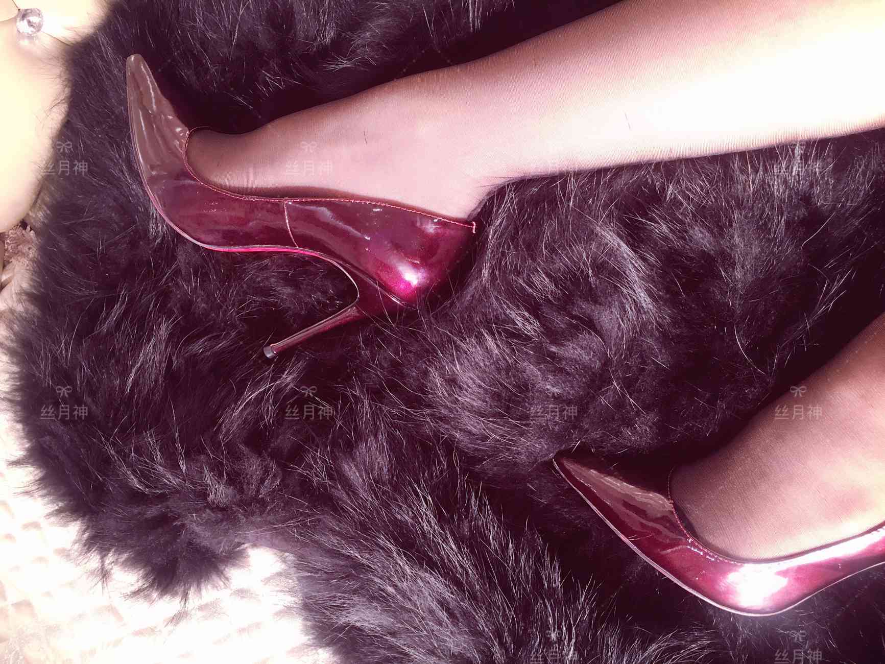 图片[20]-丝月神 007 红色孔雀翎酒红高跟[66P] – 速更版-美库
