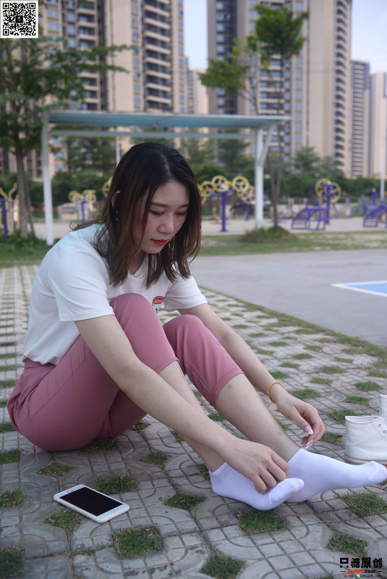 图片[22]-[只糖原创]NO.356 赵沛 夏天有梅子味的晚霞[141P] – 速更版-美库