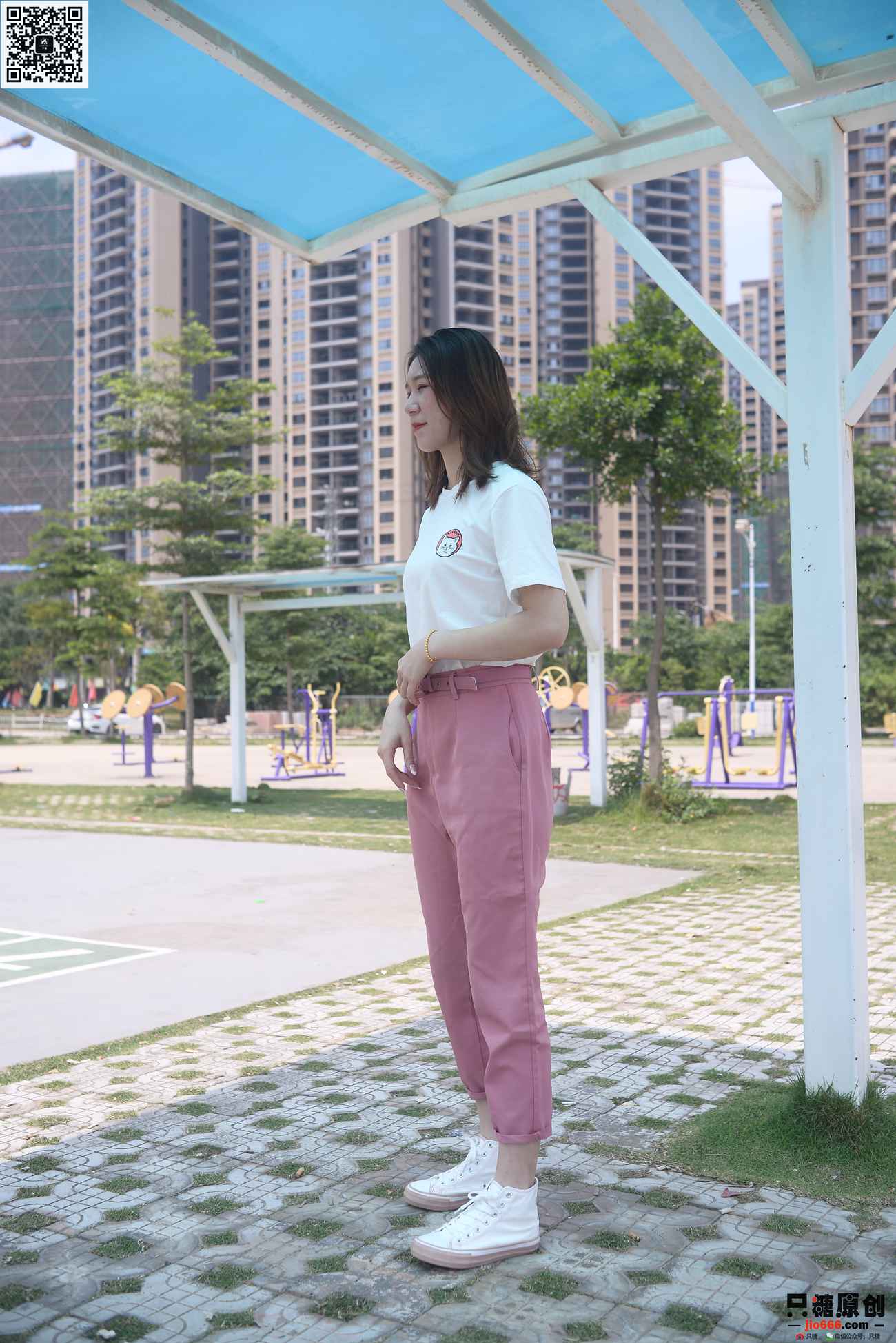 图片[130]-[只糖原创]NO.356 赵沛 夏天有梅子味的晚霞[141P] – 速更版-美库