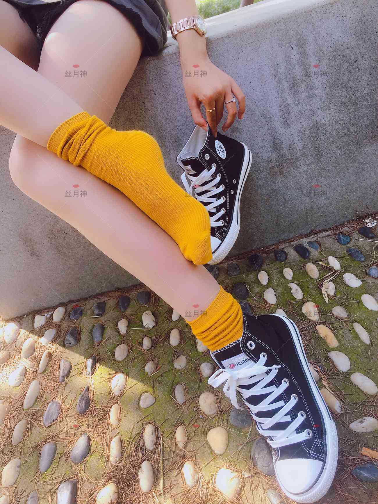 图片[31]-丝月神 011 堆堆袜 肉丝 匡威[78P] – 速更版-美库