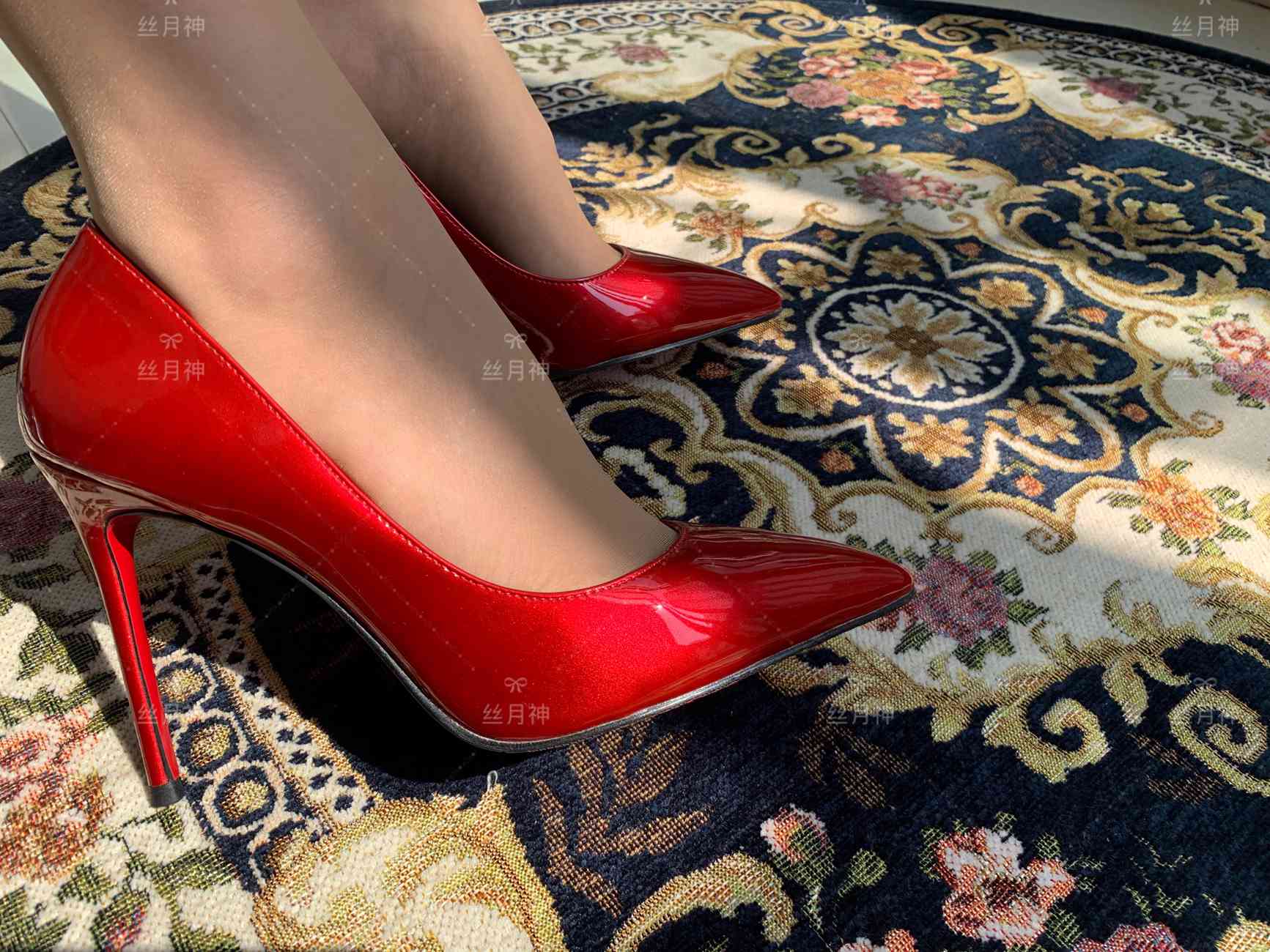 图片[24]-丝月神 012 阳光下的一抹红高跟肉[67P] – 速更版-美库