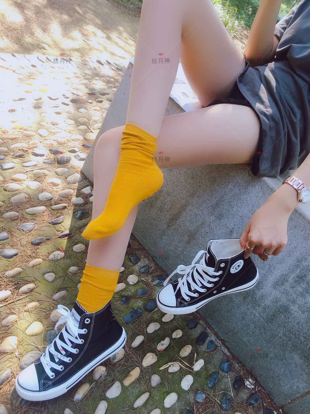 图片[40]-丝月神 011 堆堆袜 肉丝 匡威[78P] – 速更版-美库