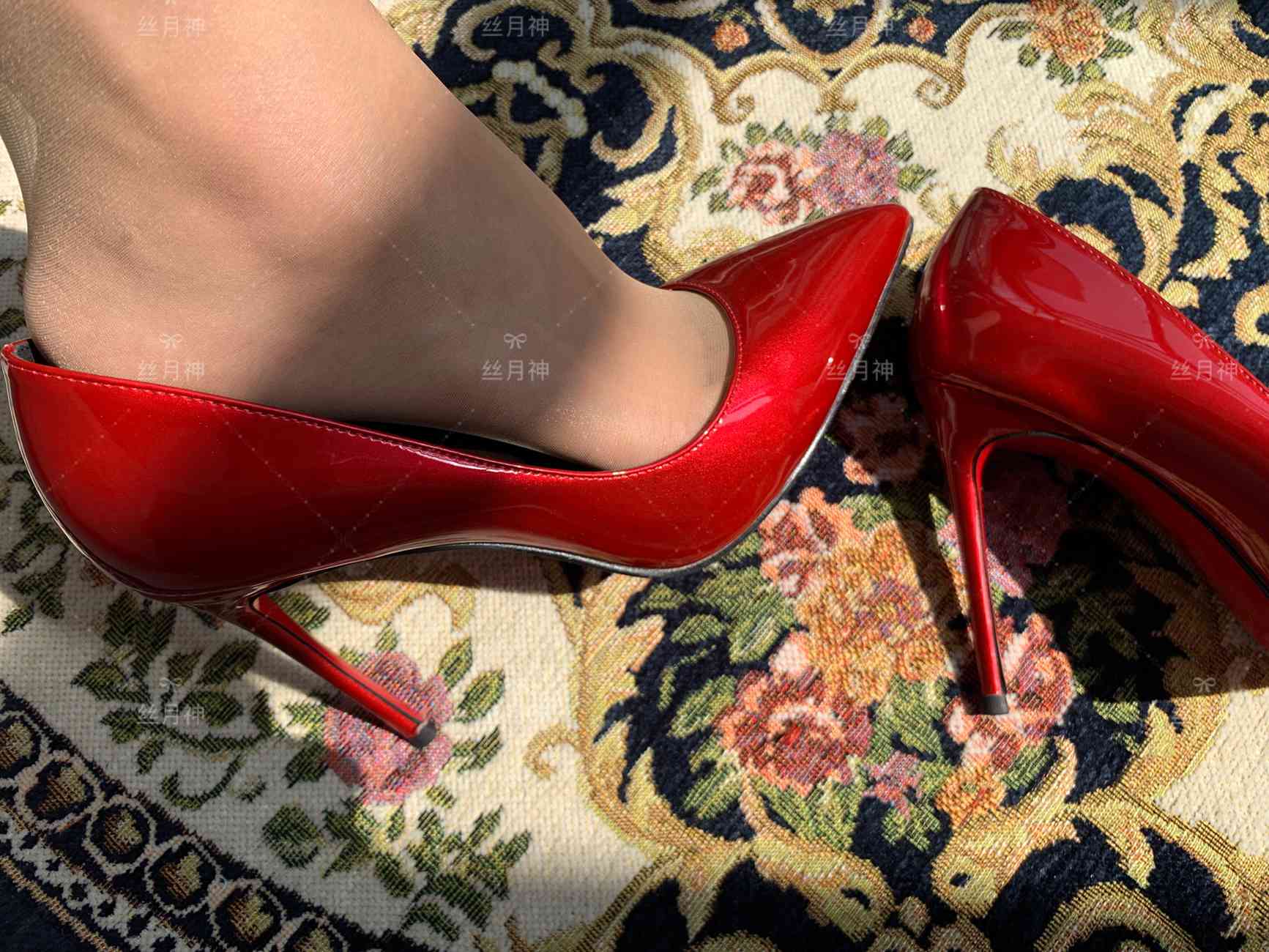 图片[29]-丝月神 012 阳光下的一抹红高跟肉[67P] – 速更版-美库